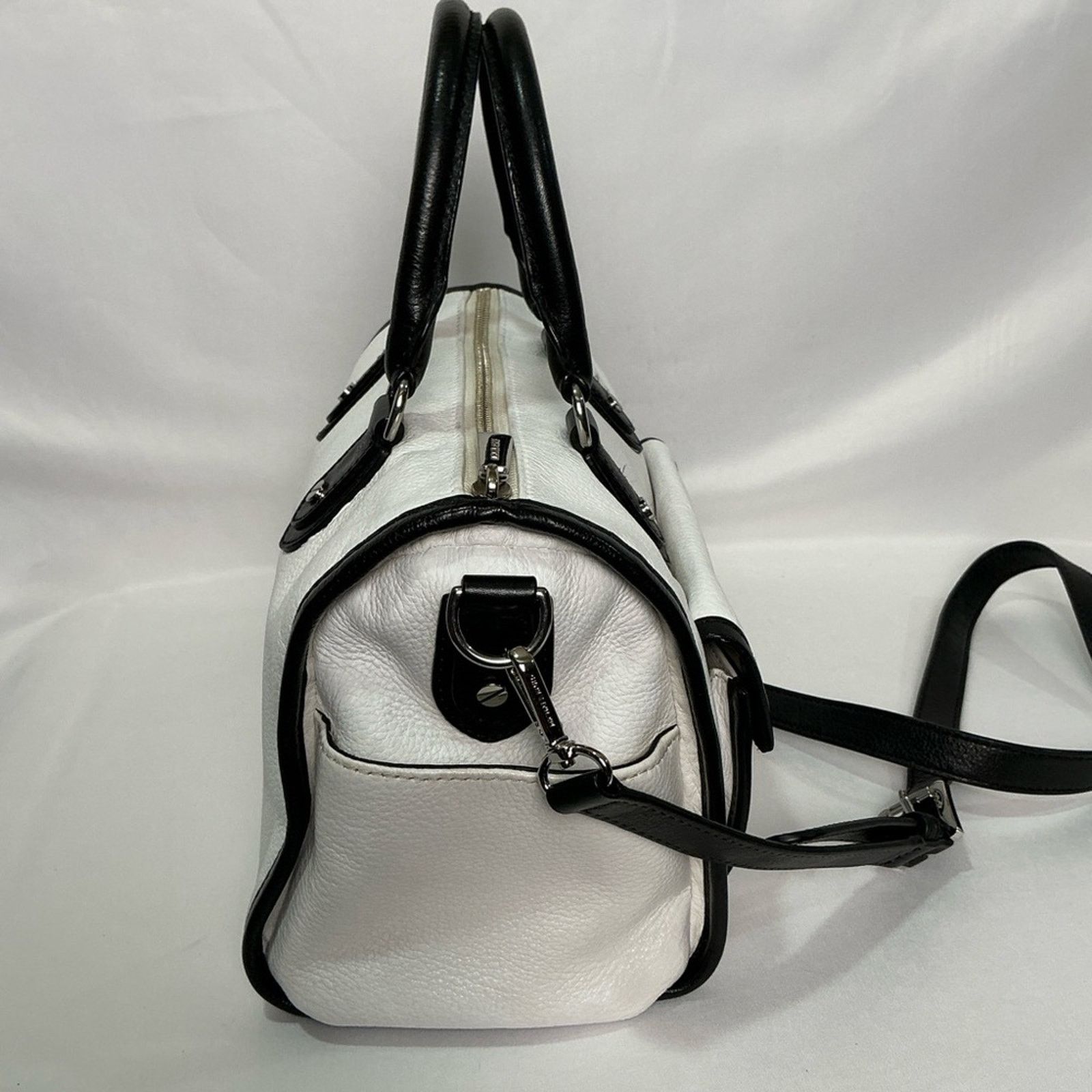 Michael Kors Michael Kors Margo Leather Satchel Two-Tone Black White Size ONE SIZE - 6 Thumbnail