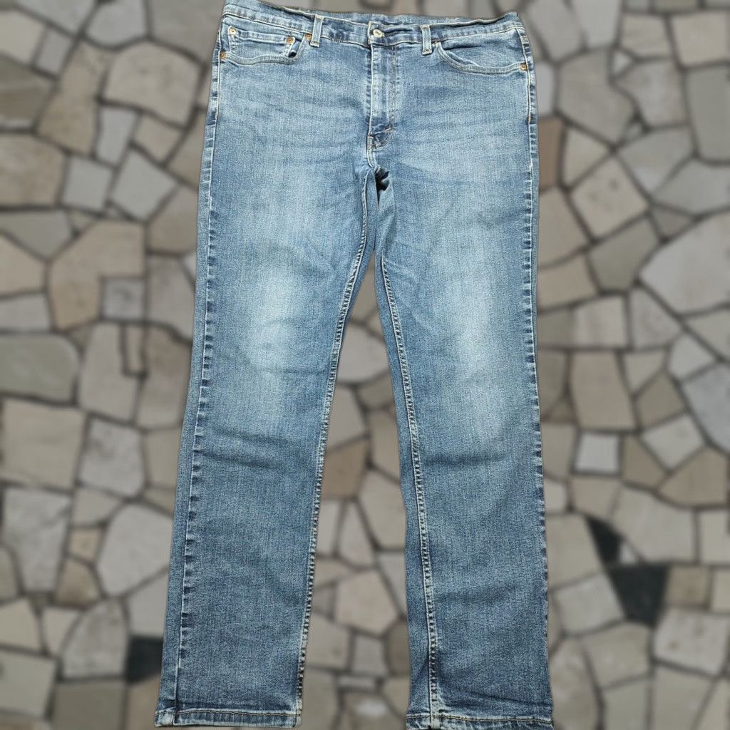 Levi's Levi's 511 Jeans Slim Straight Blue Medium Wash 38x30 Mens Regular 38in Zip 5-Pocket Denim Stretch Wrinkle-Resistant Size US 38 / EU 54 - 1 Thumbnail