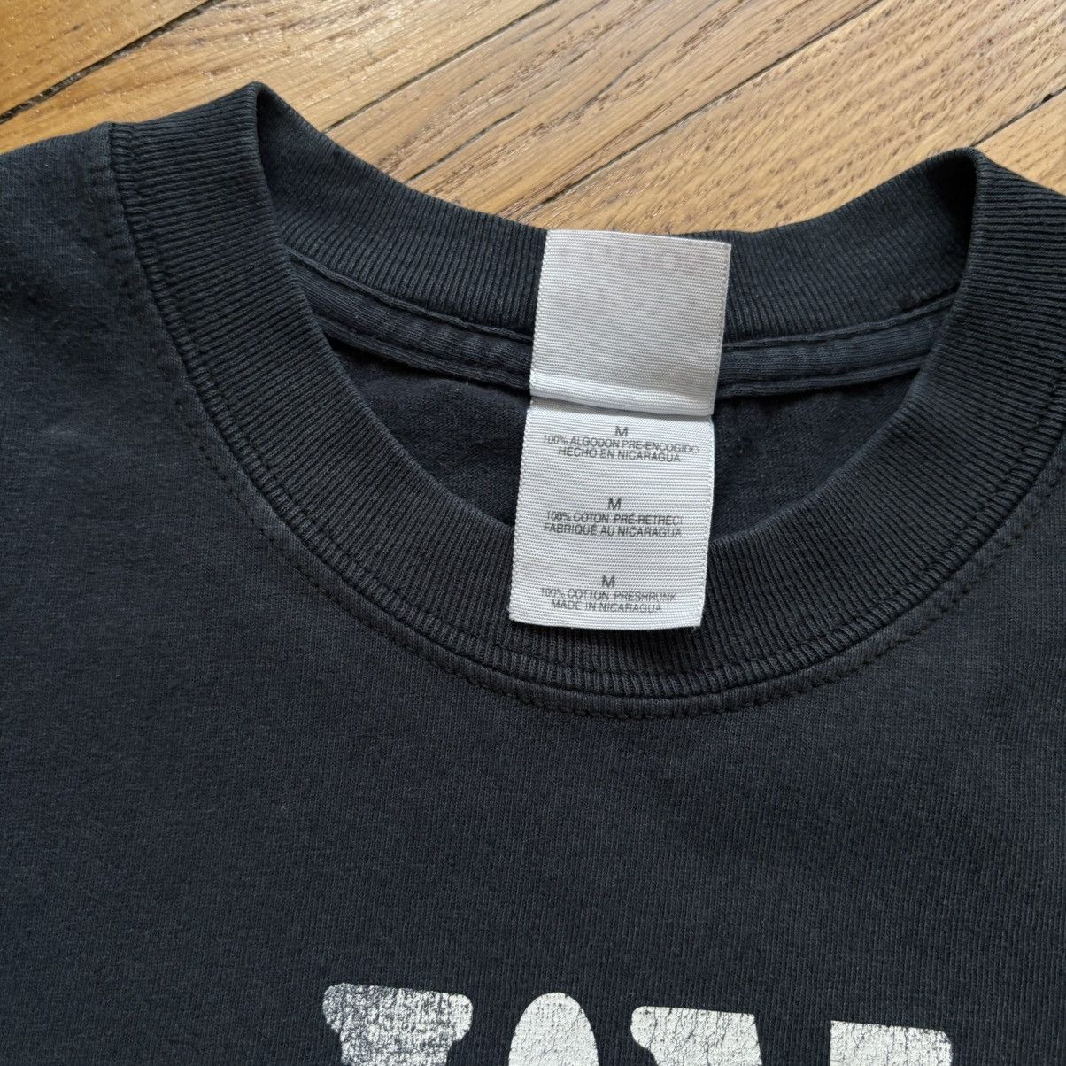 Vintage Vintage 90’s Faded Y2K I’M IN CHARGE T-Shirt Size US M / EU 48-50 / 2 - 7 Thumbnail