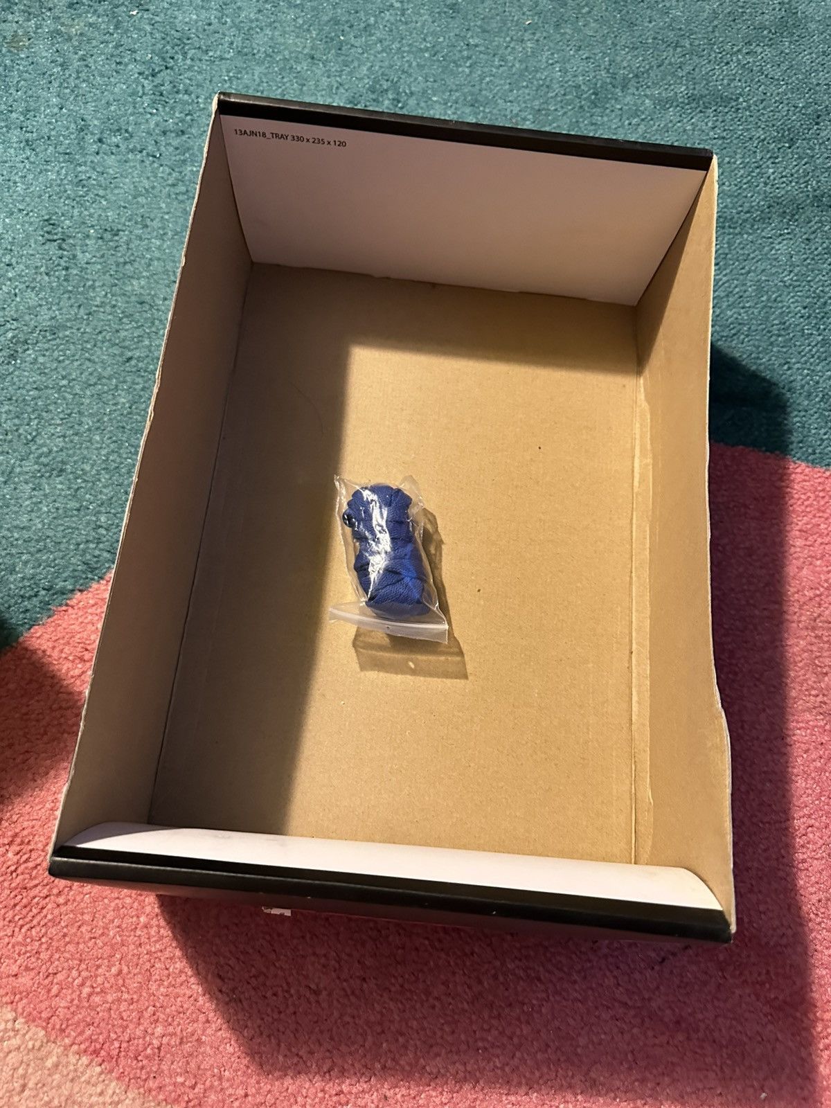 Jordan Brand Air Jordan 1 Retro High OG Royal (2013) Size US 12 / EU 45 - 14 Thumbnail