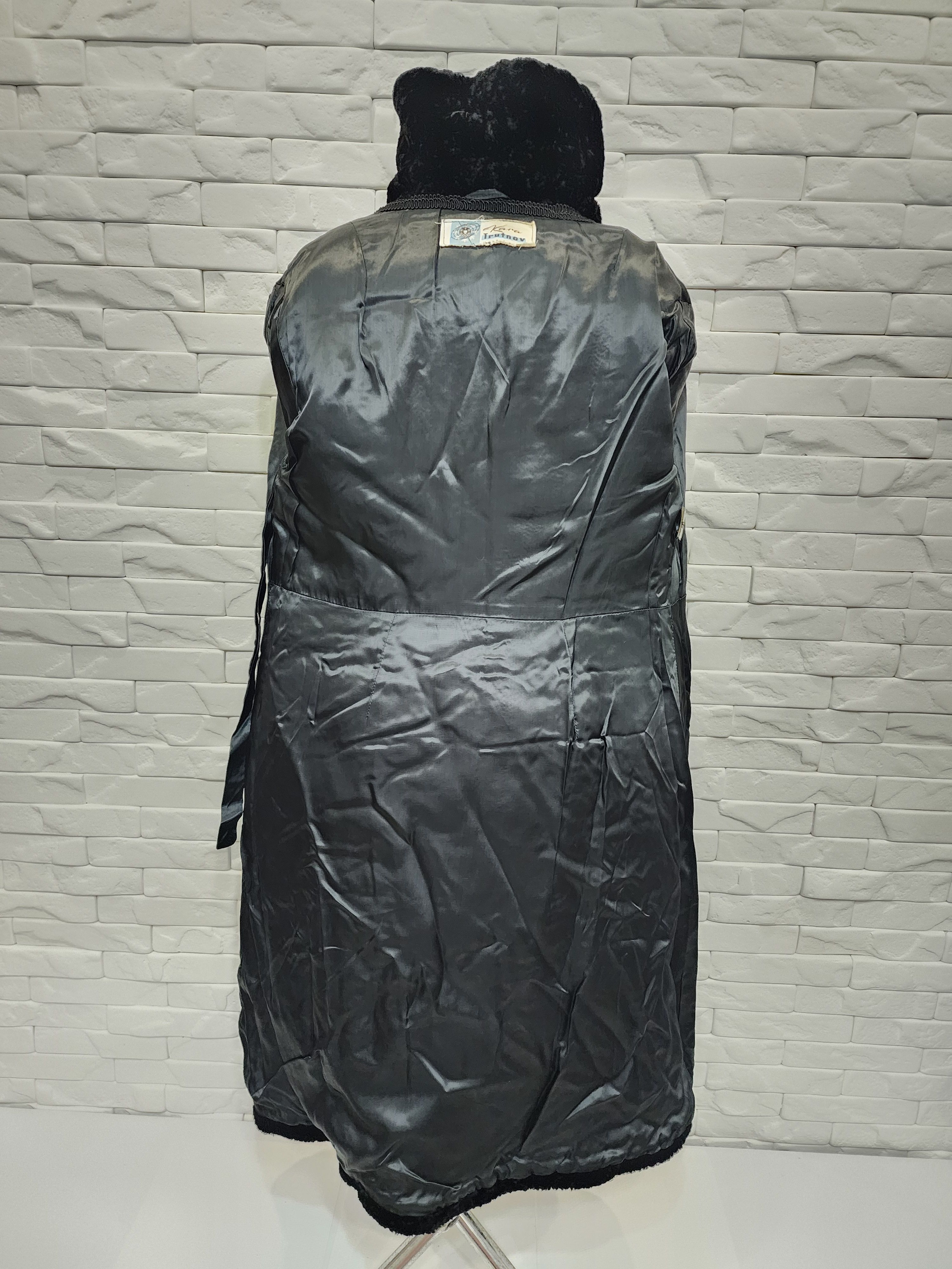 Other Black warm women's sheepskin coat. Size L / US 10 / IT 46 - 7 Thumbnail
