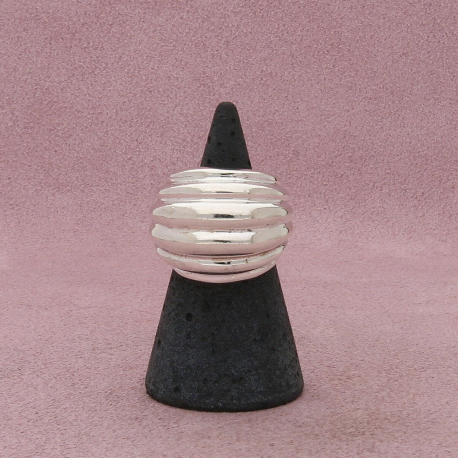 Sterling Silver taxco mexico sterling silver scalloped dome ring size 5.5 Size ONE SIZE - 3 Thumbnail