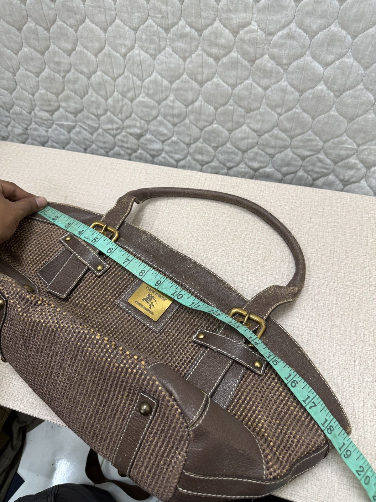 Burberry 🔥🔥🔥ARCHIVE BURBERRY BAG Size ONE SIZE - 16 Thumbnail