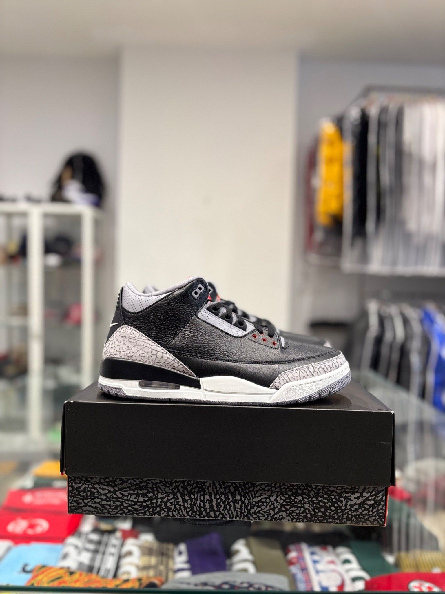 Jordan Brand Jordan 3 Black Cement (2024) Size US 13 / EU 46 - 1 Thumbnail