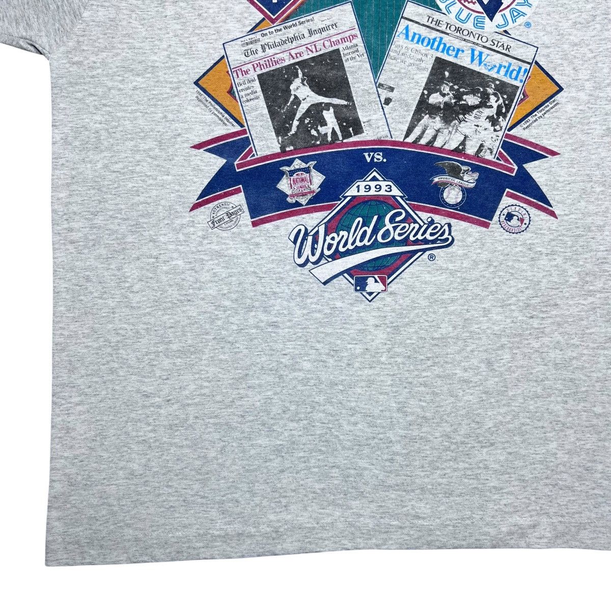 MLB Vtg 1993 MLB World Series Phillies vs Blue Jays Baseball Tee Size US XL / EU 56 / 4 - 8 Thumbnail