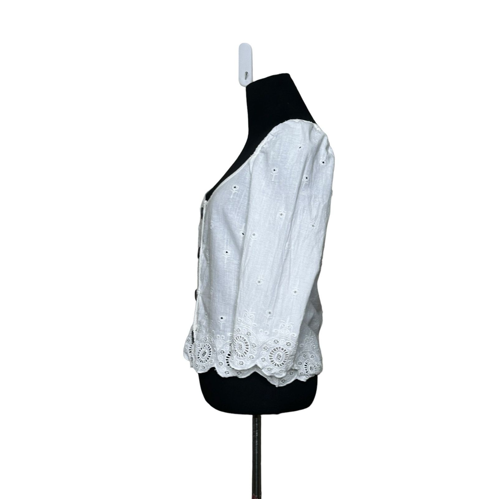 Zara Zara white eyelet off shoulder button blouse size XS Size XS / US 0-2 / IT 36-38 - 13 Thumbnail