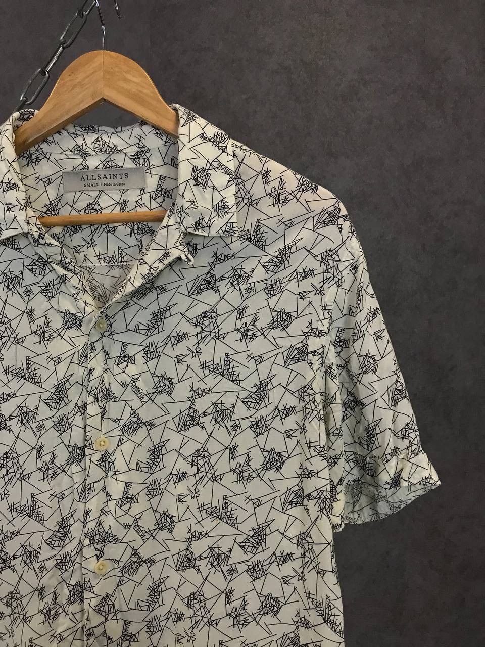 Allsaints Allsaints art Hawaiian designer shirt Size US S / EU 44-46 / 1 - 2 Thumbnail