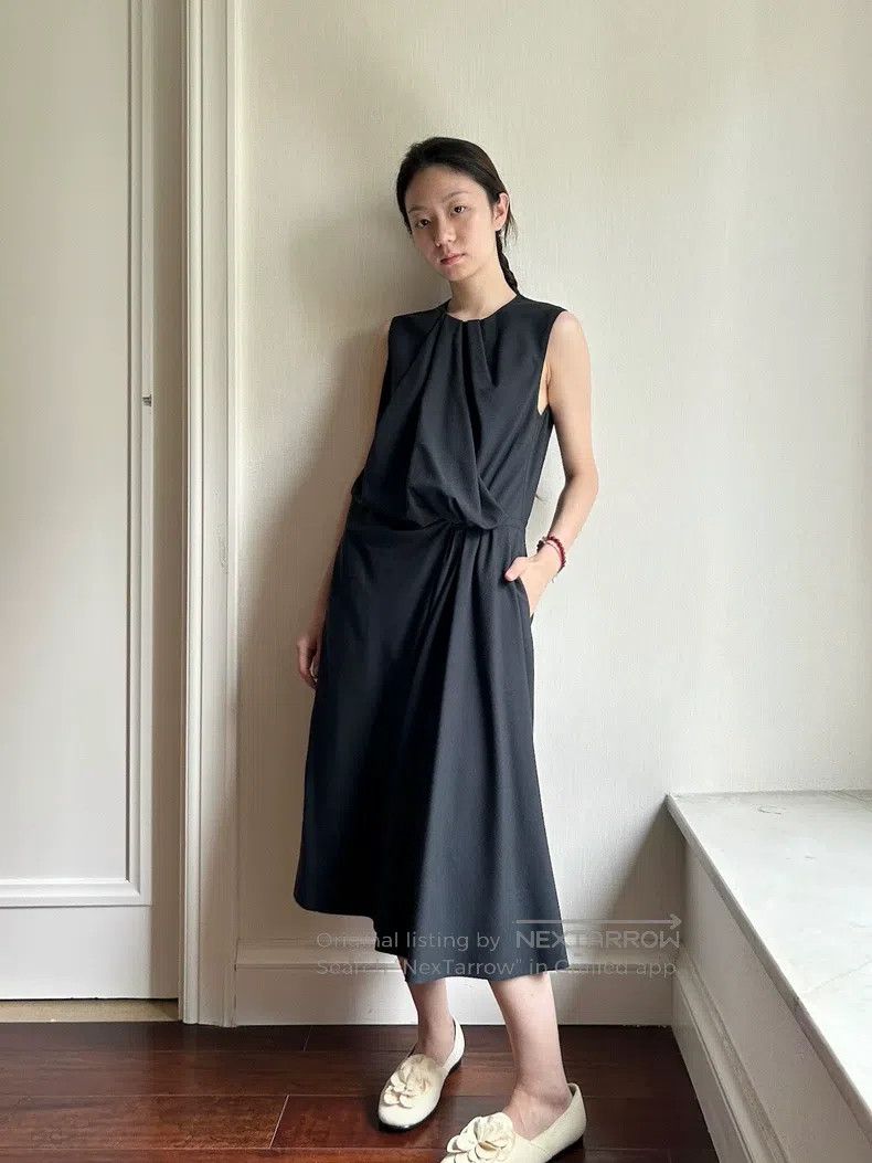 Hermes Hermes Asymmetrical Deformed Dress, Wool Fabric Size XS / US 0-2 / IT 36-38 - 1 Thumbnail