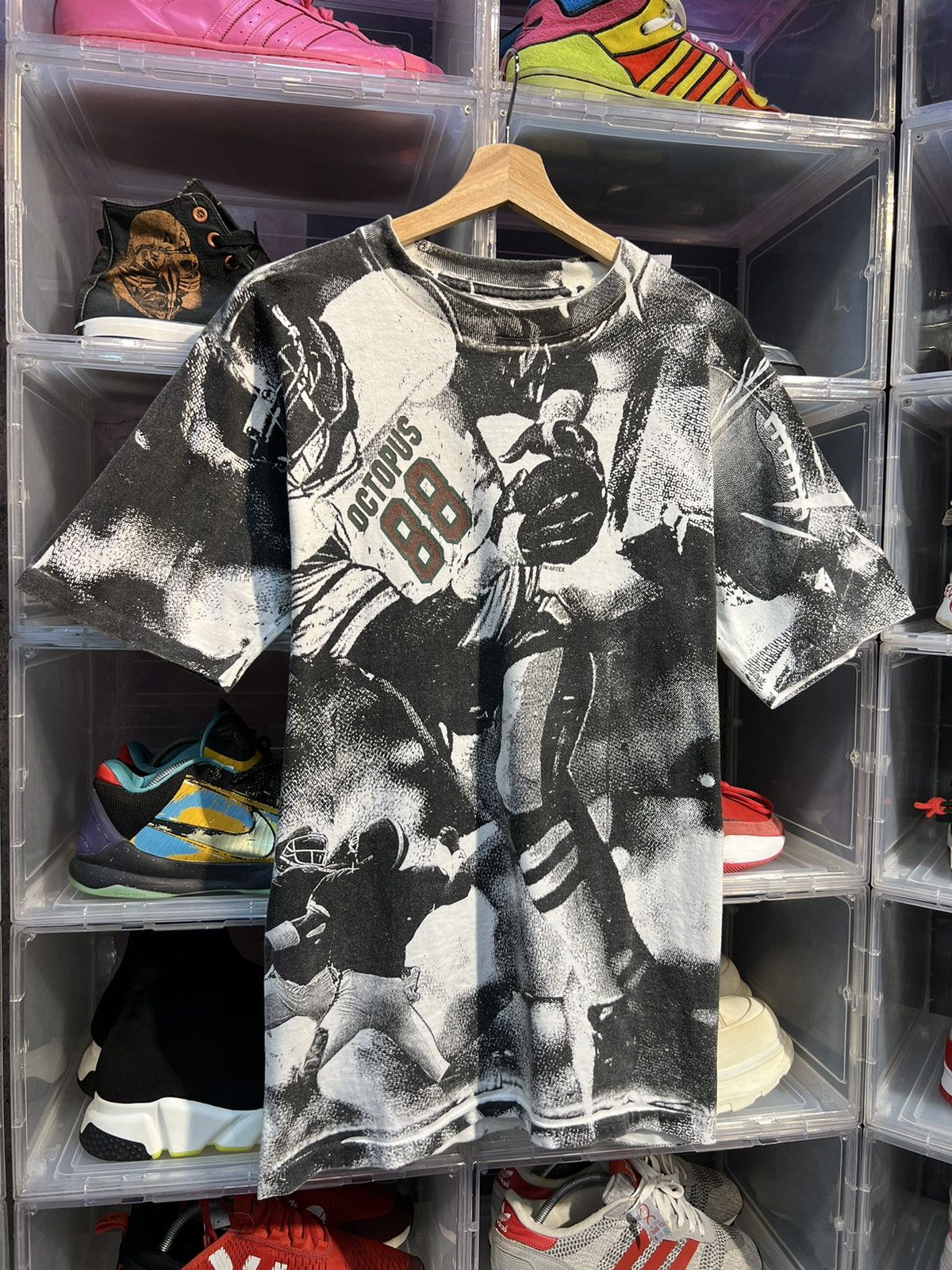 NFL × Vintage OCTOPUS 88 VINTAGE FULLPRINT ARTEX NFL TEE Size US M / EU 48-50 / 2 - 2 Thumbnail