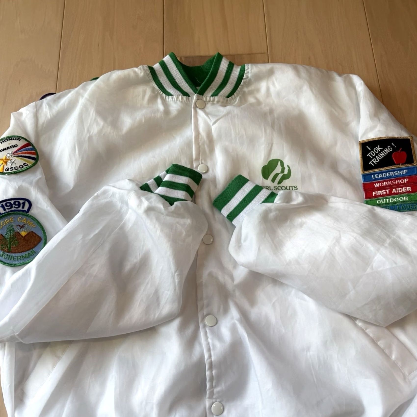 Vintage VINTAGE Girl Scout Bomber Jacket Medium White 80s Made in USA Americana Boho Size US L / EU 52-54 / 3 - 5 Thumbnail