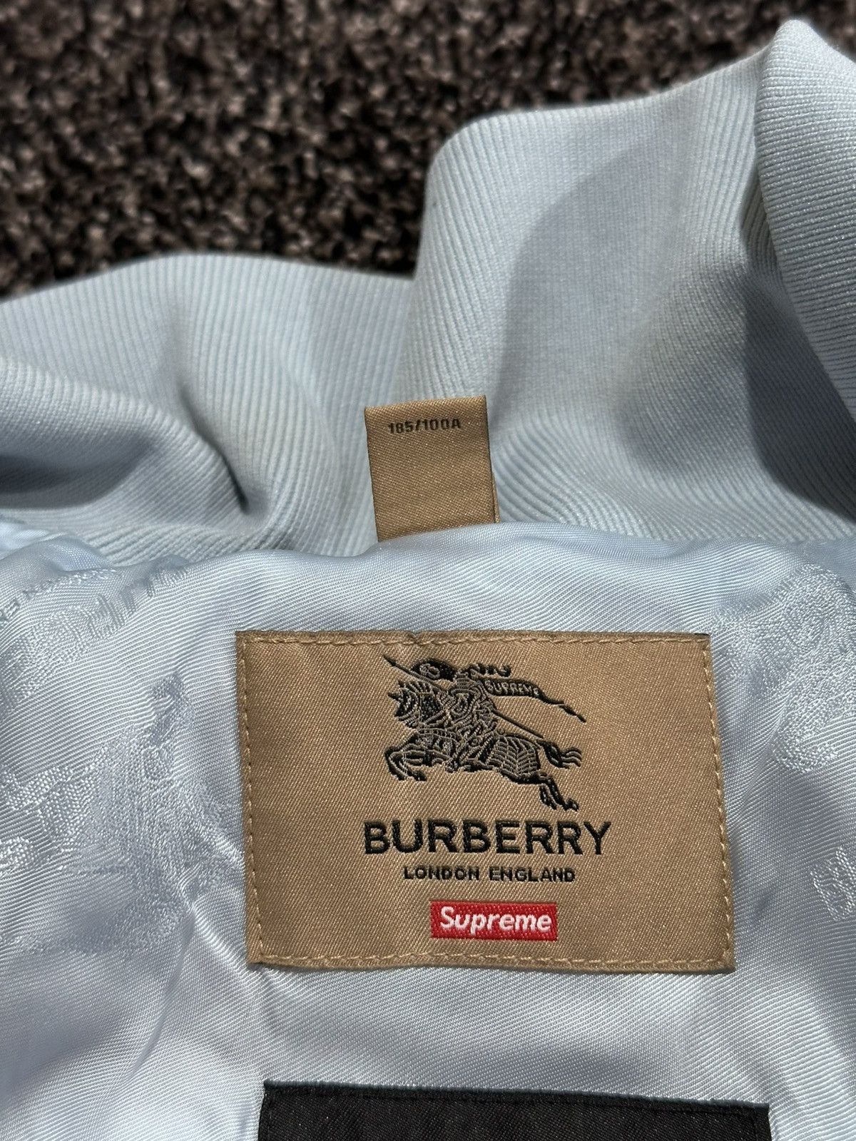 Burberry × Supreme Supreme Burberry Pastel Blue Embroidered Leather Zip Jacket Size US L / EU 52-54 / 3 - 25 Thumbnail