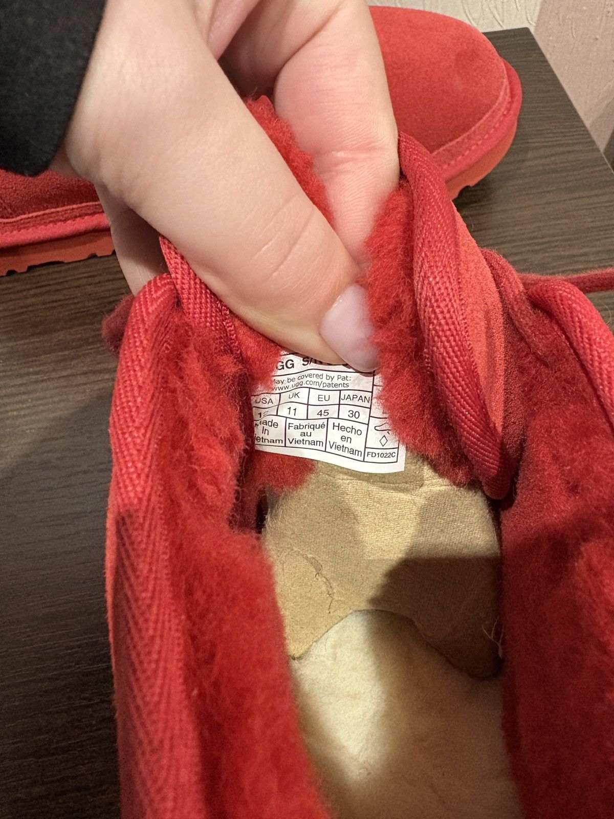 Ugg UGG Neumel Samba Red Size US 12 / EU 45 - 4 Thumbnail
