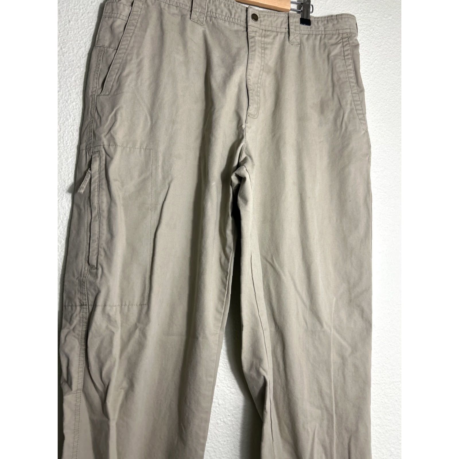 Vintage Columbia Khakis Pants Men 38 Regular Beige 38x30 Hiking Style 0207 AM 8255 Size US 38 / EU 54 - 3 Thumbnail