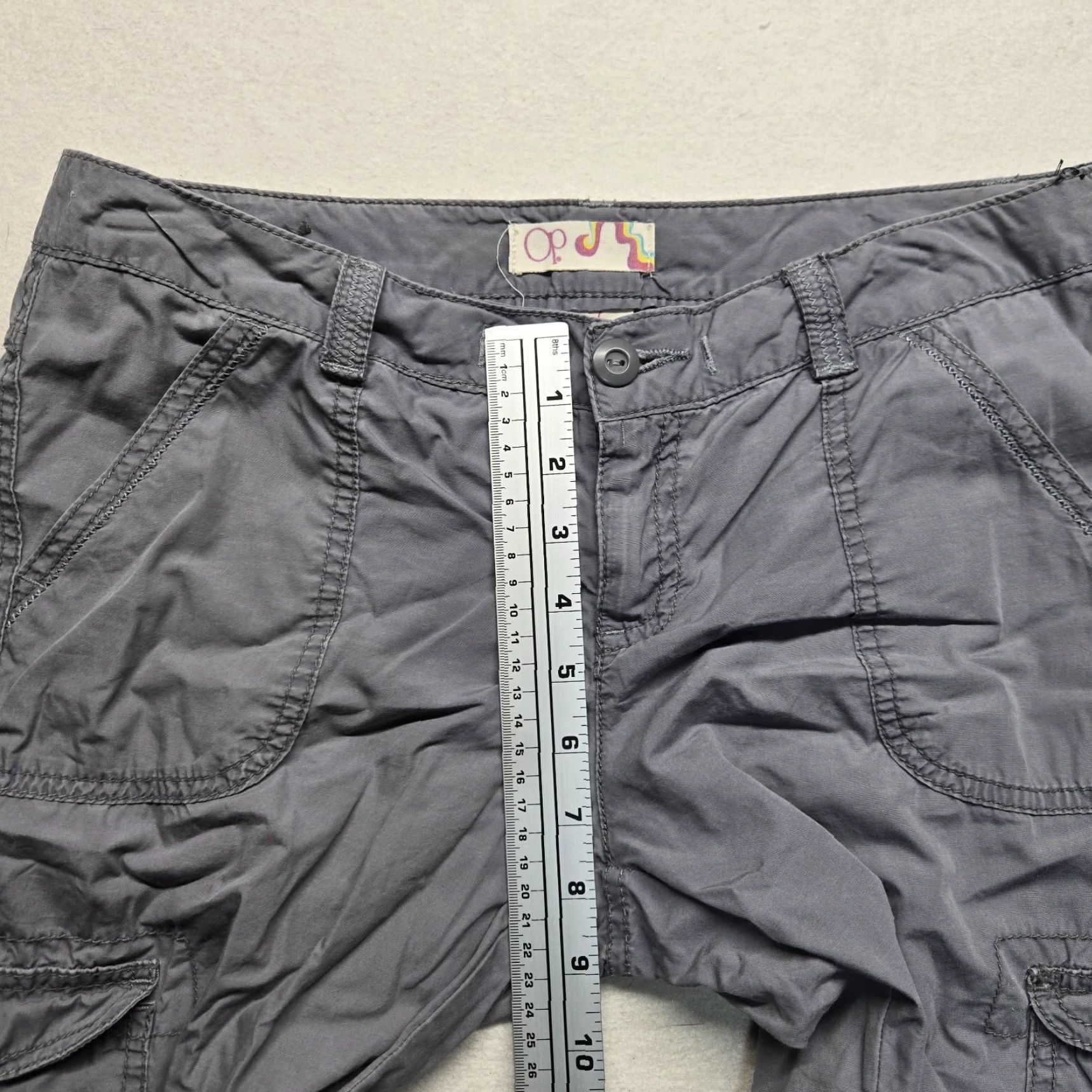 Ocean Pacific OP Ocean Pacific Capris Solid Gray Cropped Pants Women's 7 Tapered Cropped Pants 7 Ladies Gray Ocean Pacific Capris Size 28" / US 6 / IT 42 - 4 Thumbnail