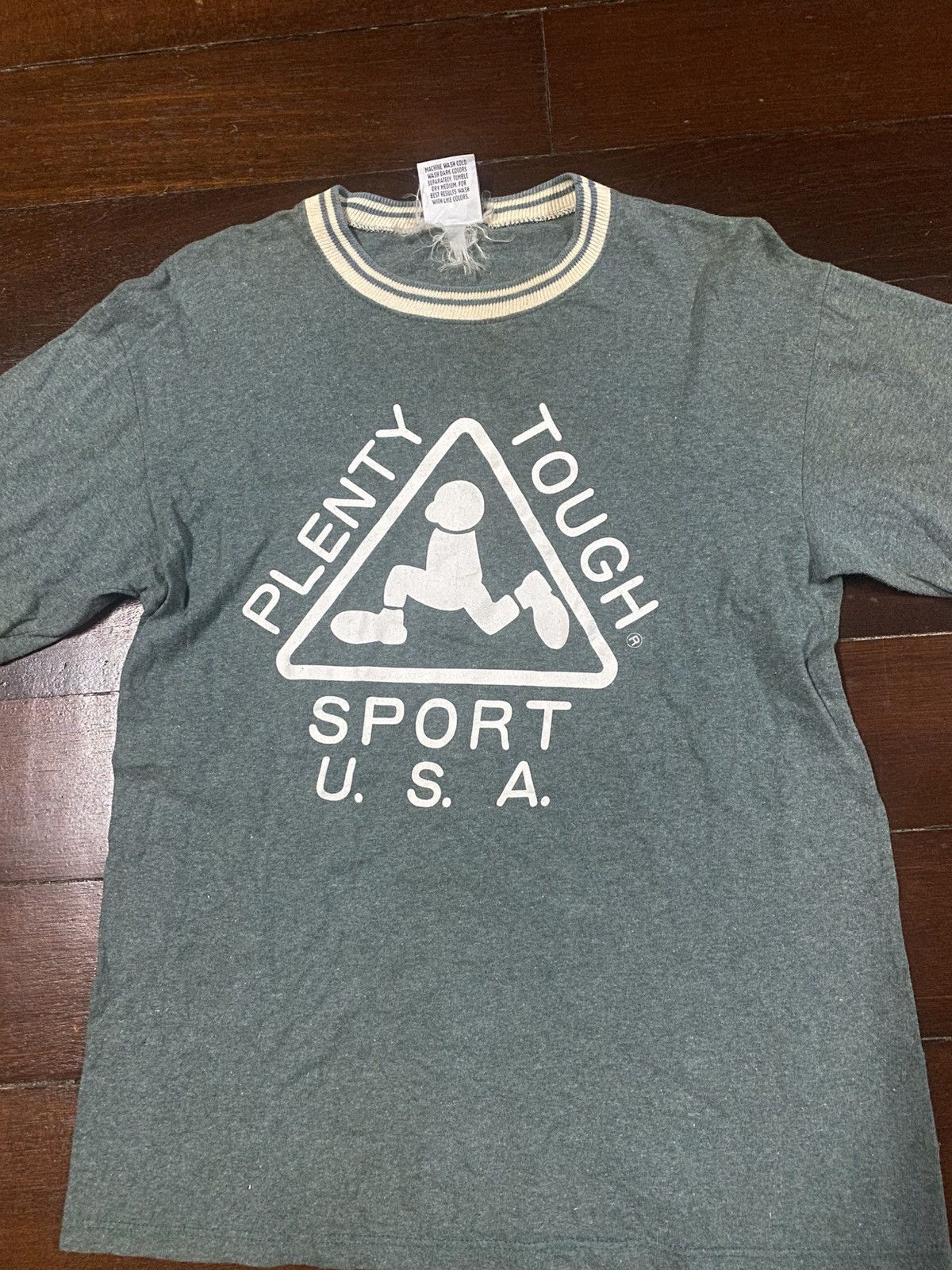 Powell Peralta Vintage Plenty Tough Sport USA skateboard ringger tee Size US L / EU 52-54 / 3 - 3 Thumbnail