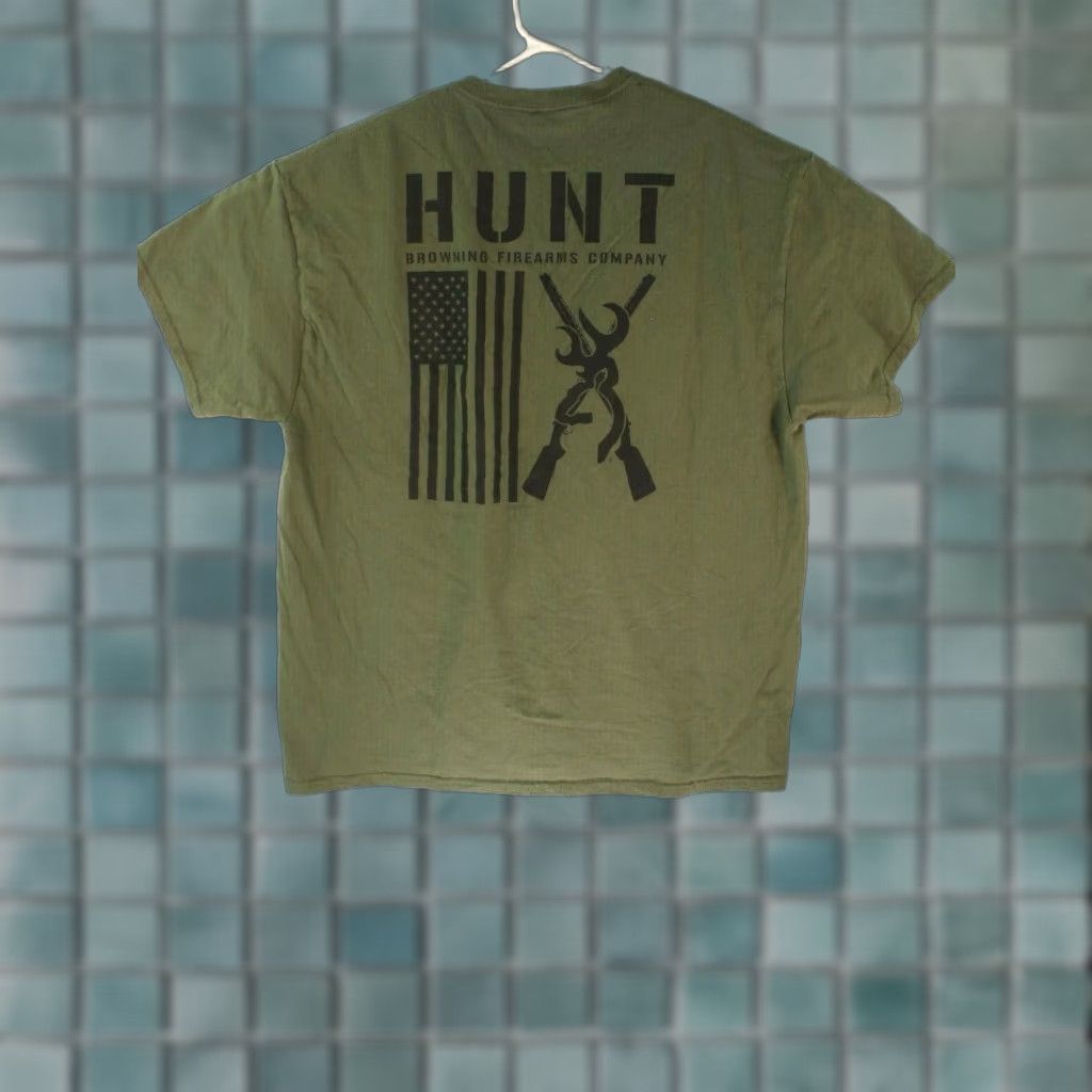 Vintage Browning T-Shirt Shirt Mens Large OD Green Deer Logo Hunting Outdoors Graphic Tee 90s Style Mens L Green Size US L / EU 52-54 / 3 - 1 Thumbnail