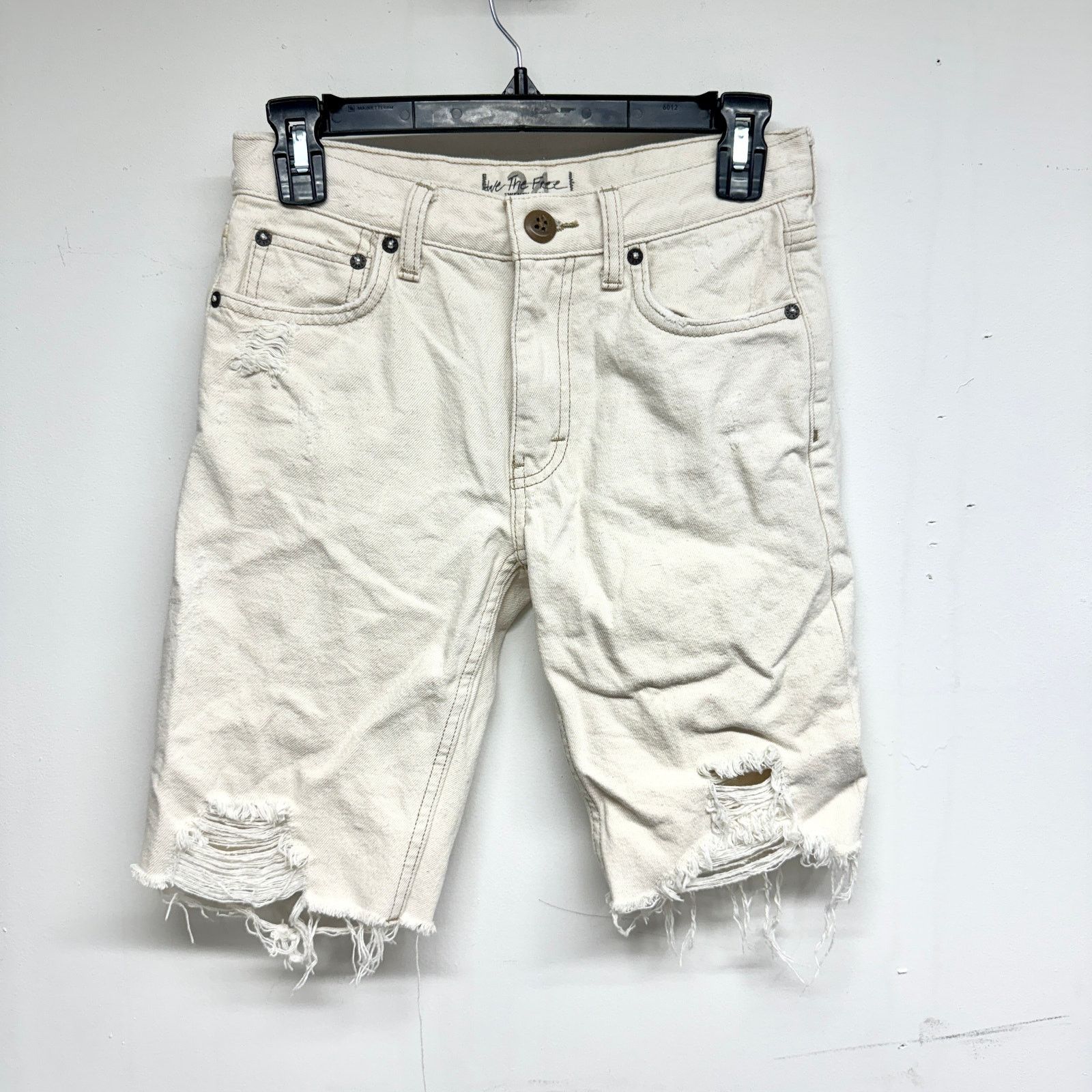 Free People Free People Cream Ripped Caroline Cutoff Denim Shorts 24 Size 24" / US 00 / IT 34 - 2 Thumbnail