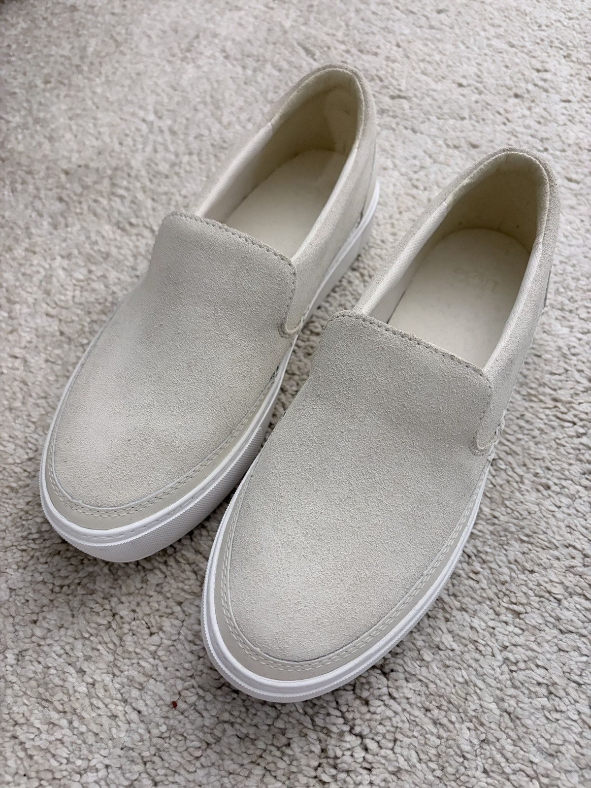 Ugg UGG Women’s Zilo Slip On Sneakers SIZE 7 Size US 7 / IT 37 - 1 Thumbnail