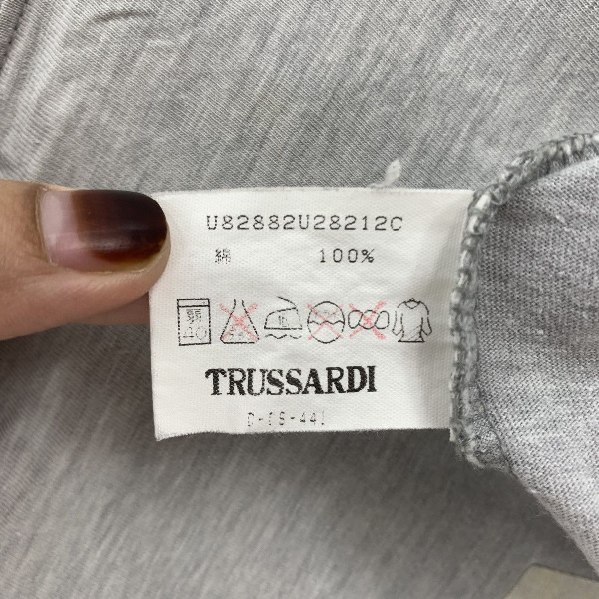 Trussardi Vintage TRUSSARDI UOMO Back Hit Short Sleeve Tshirt Size US L / EU 52-54 / 3 - 7 Thumbnail
