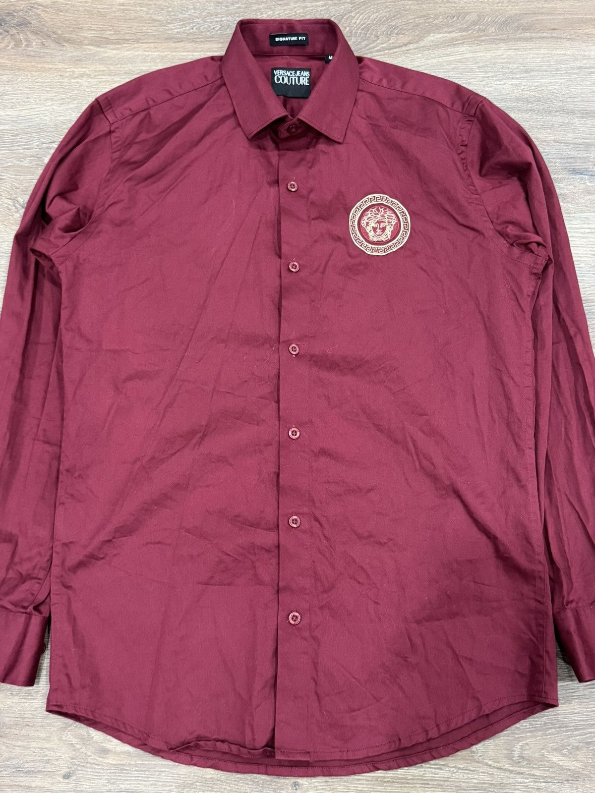 Versace Jeans Couture Versace Jeans Couture Medusa Head Embroidery Shirt Burgundy Size US M / EU 48-50 / 2 - 3 Thumbnail