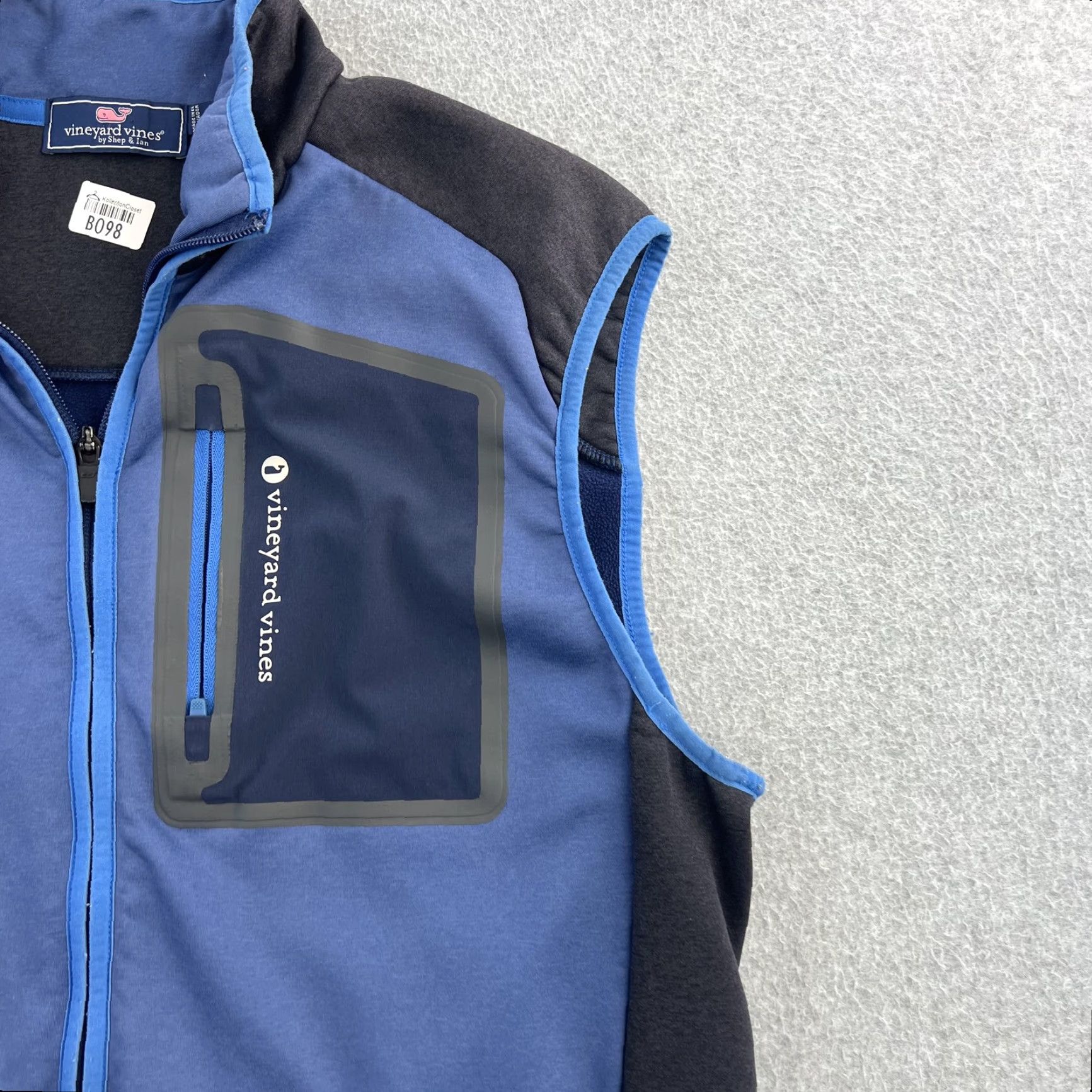 Vineyard Vines Vineyard Vines Vest Mens Medium Blue Full Zip Sleeveless Outdoor Performance Windbreaker Softshell Pockets Logo Zipper Casual Travel Workwear Mens Size US M / EU 48-50 / 2 - 6 Thumbnail