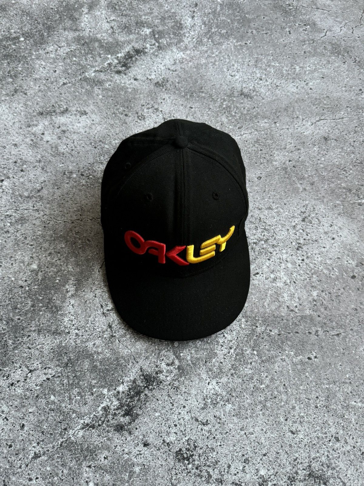 Oakley × Vintage Vintage Oakley X New Era big logo cap Size ONE SIZE - 3 Thumbnail