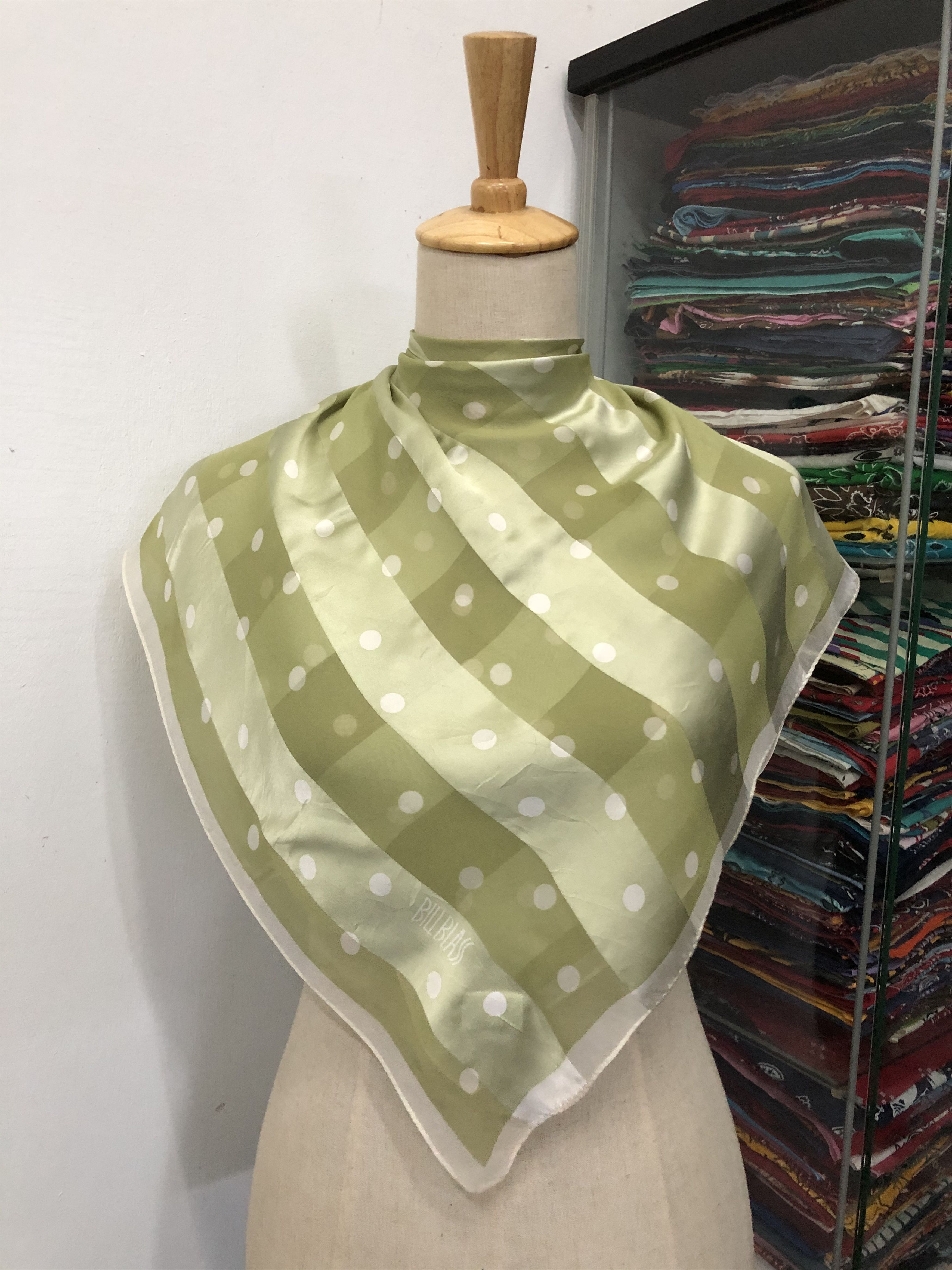 Bill Blass Vintage Bill Blass Silk Scarf Size ONE SIZE - 1 Thumbnail