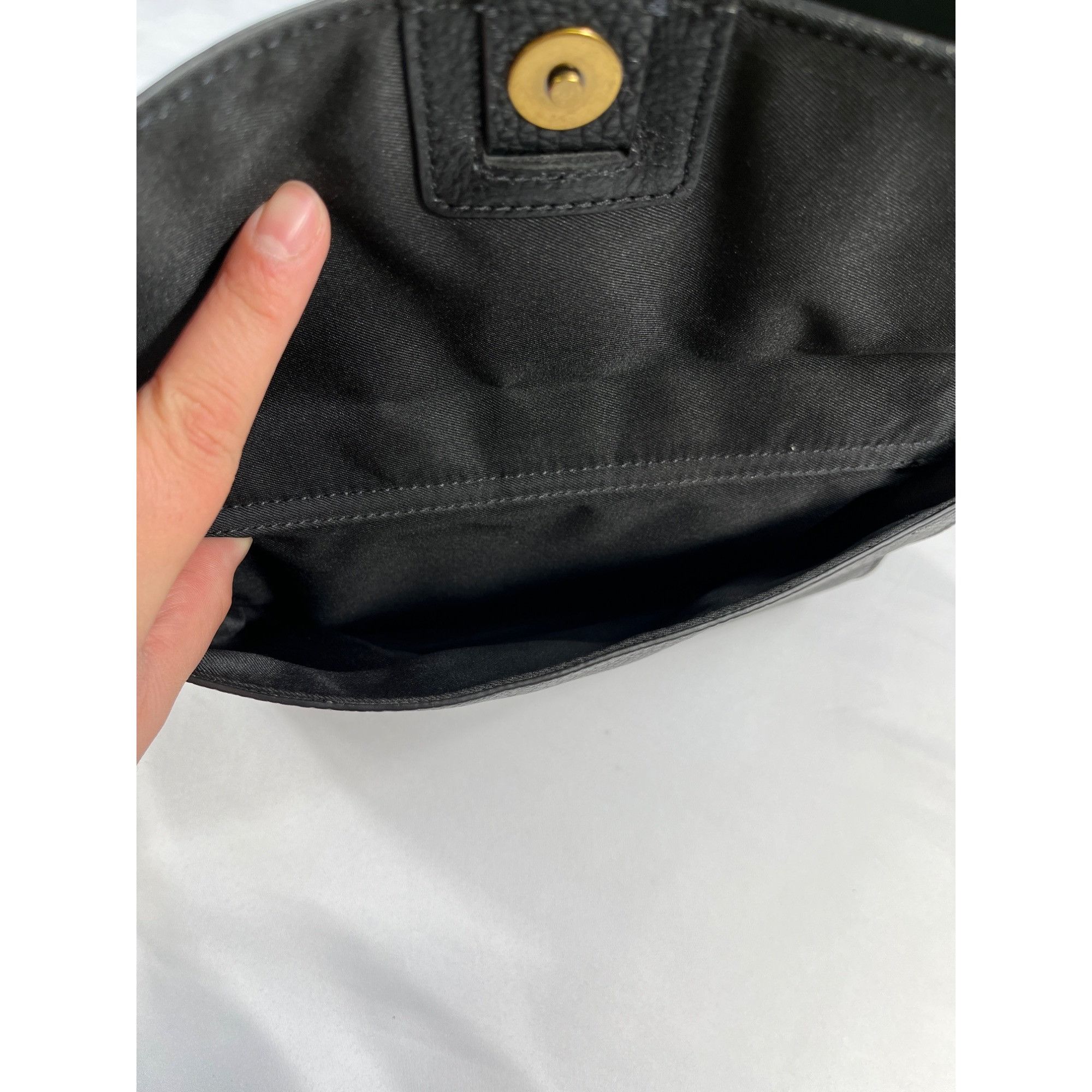 Fossil Fossil SKU 7461 Black Leather Crossbody Bag Purse Size ONE SIZE - 3 Thumbnail