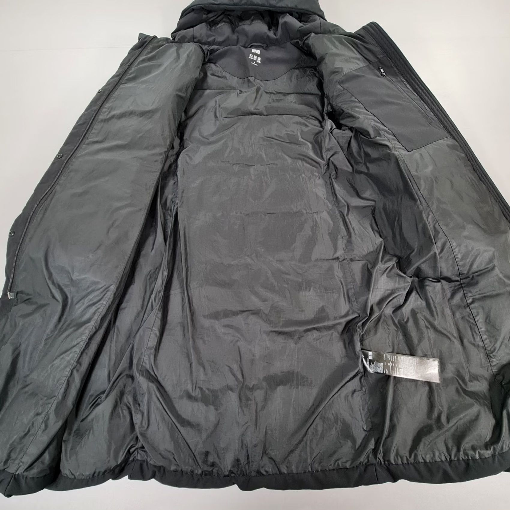 Uniqlo Uniqlo Womens Jacket Black Medium Lightweight Down Fill Water Repellent Hooded Jacket Size M / US 6-8 / IT 42-44 - 7 Thumbnail