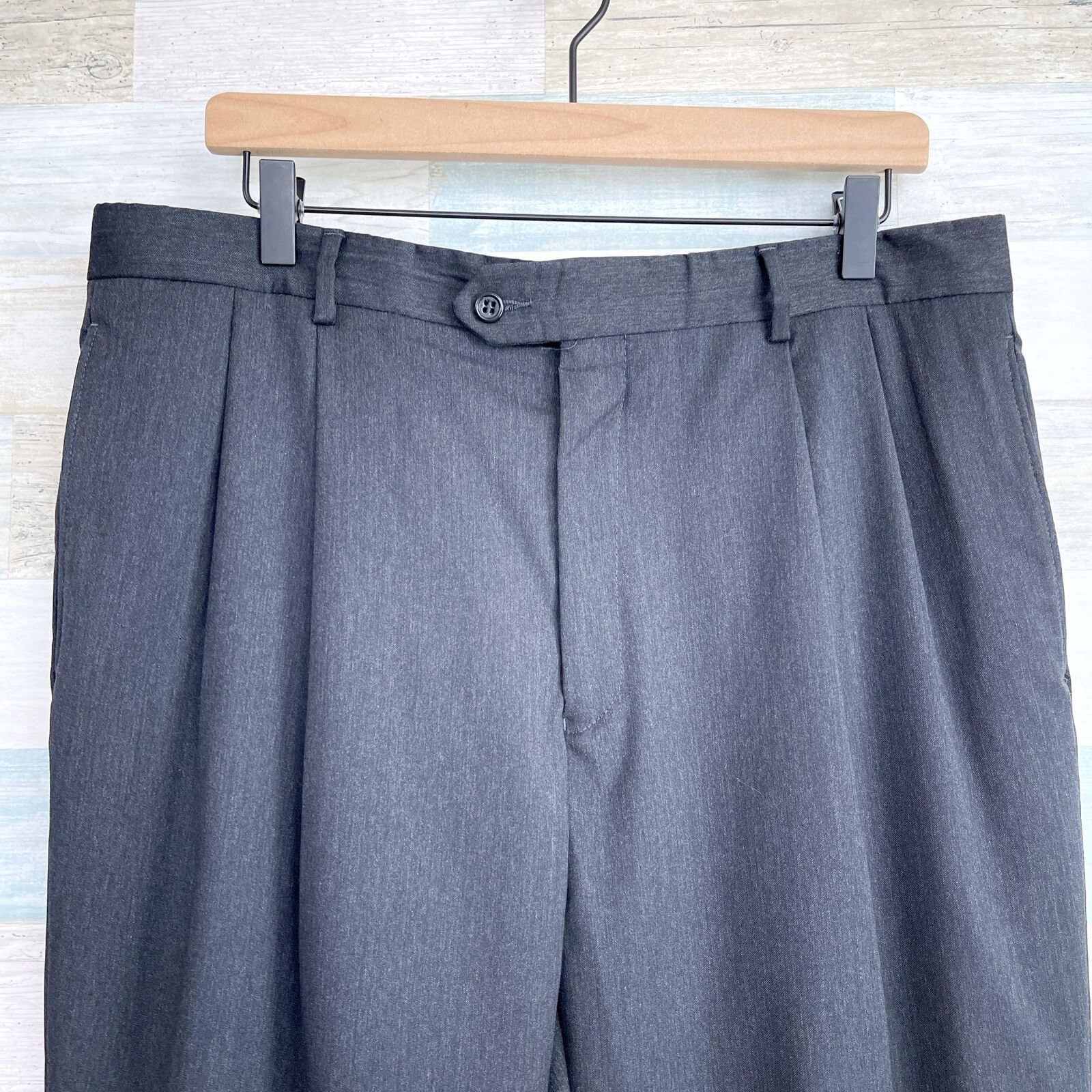 Jos. A. Bank Jos A Bank Signature Wool Suit Charcoal Mens 40S Size 40S - 9 Thumbnail