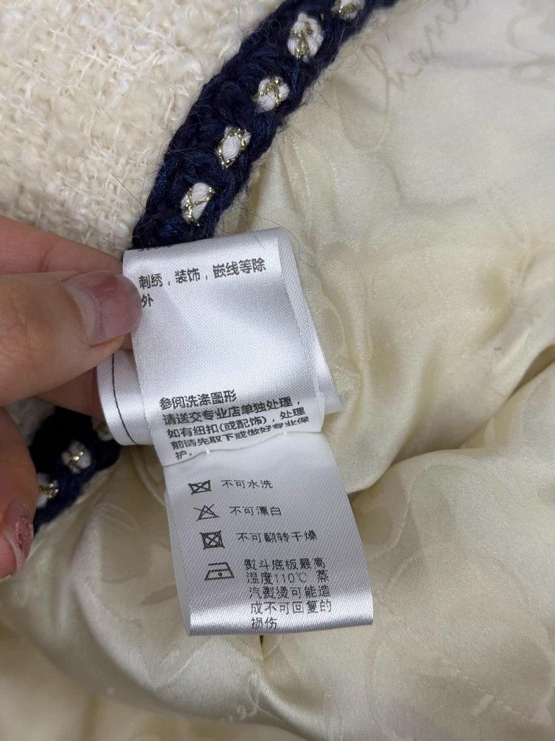 Chanel Chanel Preview series red and blue rolled-edge jacket Size XS / US 0-2 / IT 36-38 - 7 Thumbnail