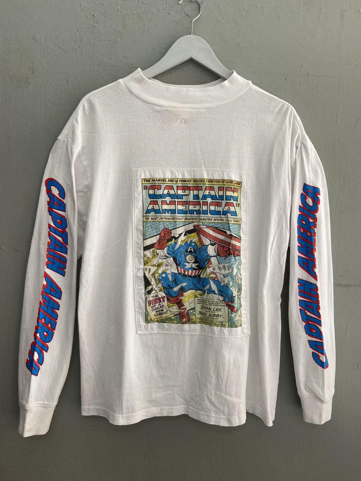 Marvel Comics CAPTAIN AMERICA MARVEL COMICS LONG SLEEVE Size US L / EU 52-54 / 3 - 1 Thumbnail