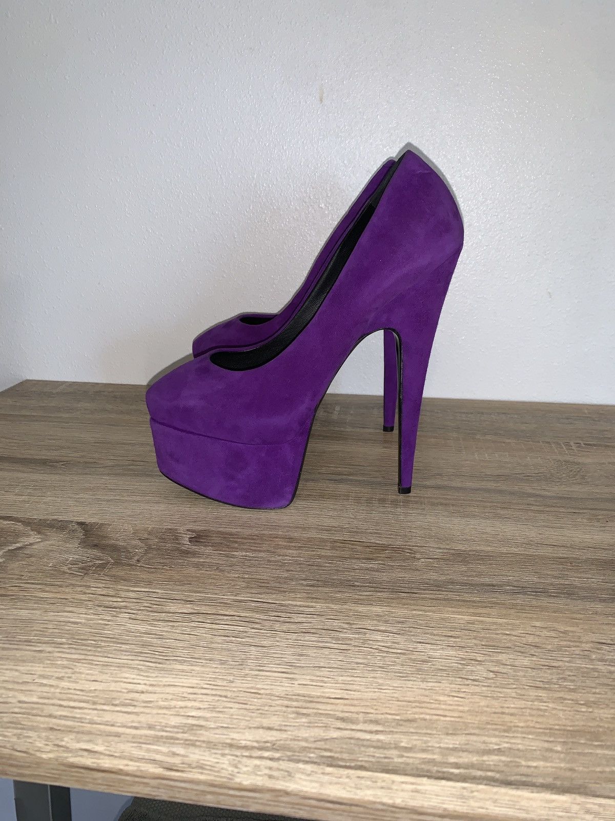 Giuseppe Zanotti GIUSEPPE ZANOTTI DESIGN Purple Platform Heels SIZE 37/ 7 Size US 7 / IT 37 - 5 Thumbnail