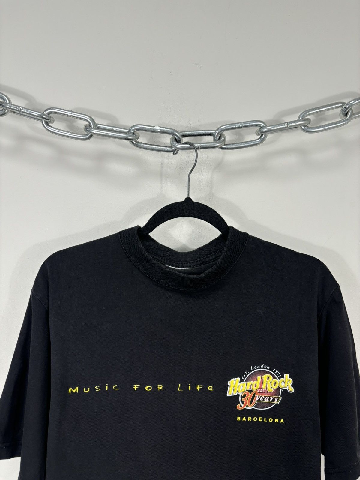 Hard Rock Cafe Vintage Hard Rock Cafe 30 Years Barcelona World Tour Tee Size US M / EU 48-50 / 2 - 4 Thumbnail