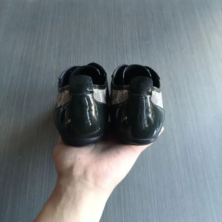 Louis Vuitton Louis Vuitton Monogram Black Sneakers for Unisex -2508 Size US 6.5 / EU 39-40 - 3 Thumbnail