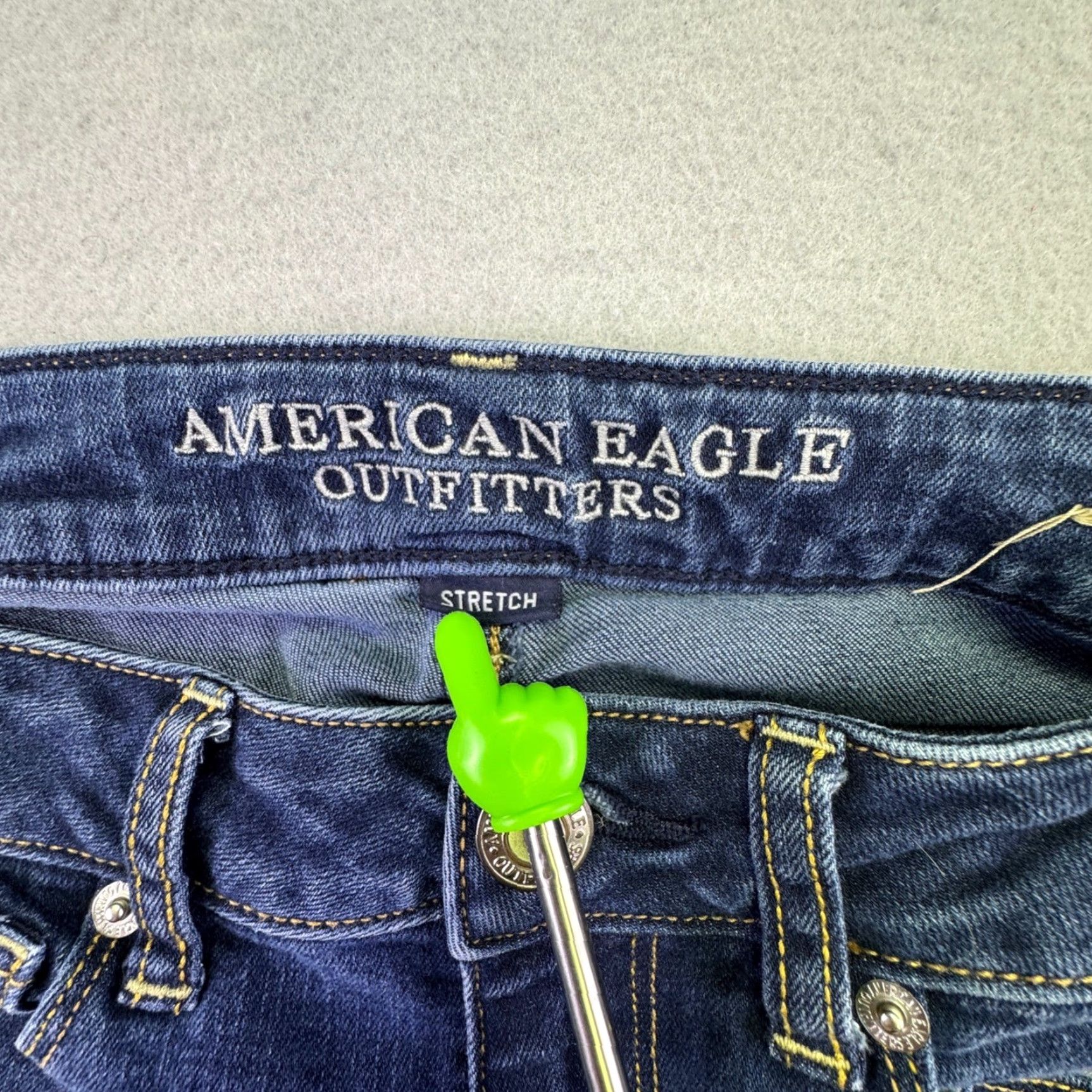 American Eagle Outfitters VINTAGE? No. American Eagle Outfitters Jeans Women 2 SHORT Skinny Dark Wash Stretch 5-Pocket Denim Slim Rise Mid Blue Jeans Size 26" / US 2 / IT 38 - 5 Thumbnail
