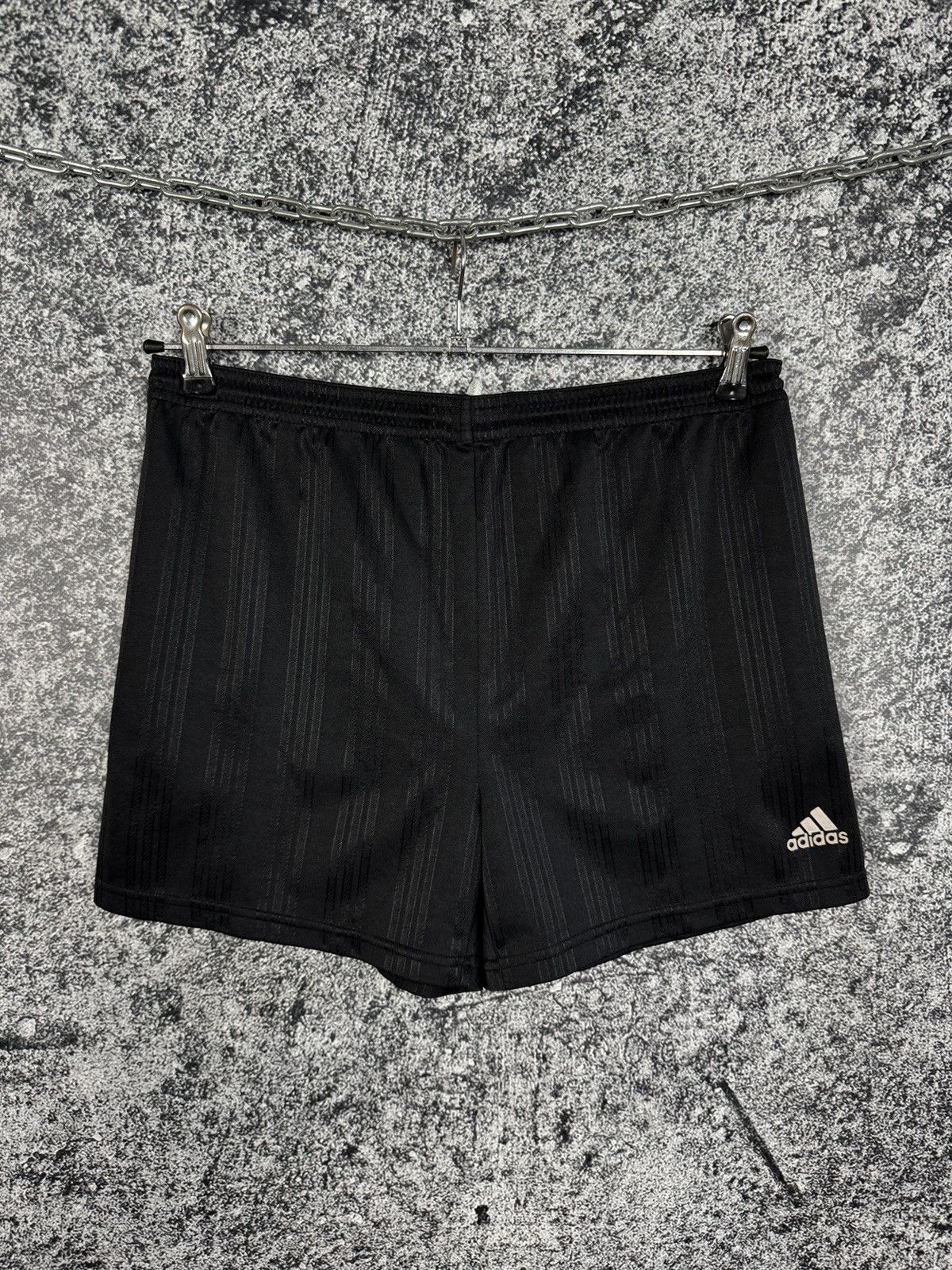 Adidas Adidas Vintage 90s Soccer Shorts Sportswear Retro Size M Size US 34 / EU 50 - 1 Thumbnail