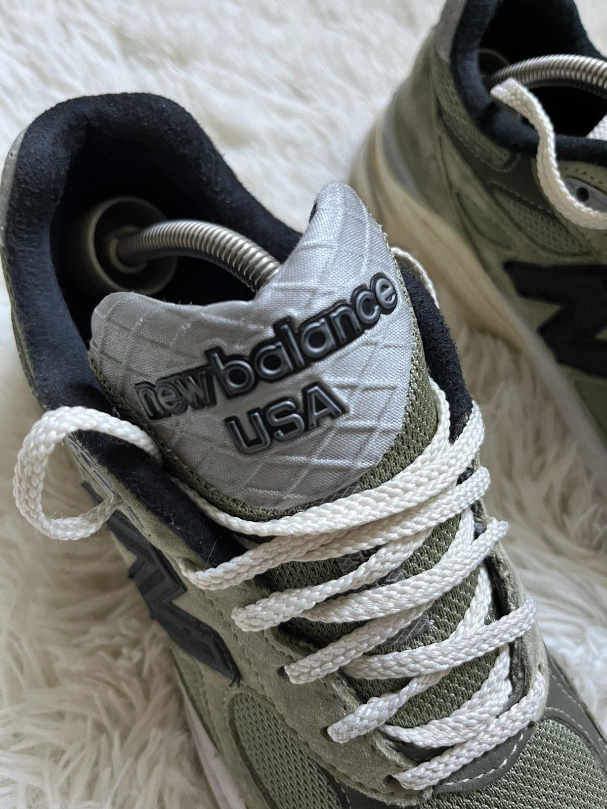 JJJJound × New Balance New Balance x JJJjound 990 v3 olive Size US 8 / EU 41 - 2 Thumbnail