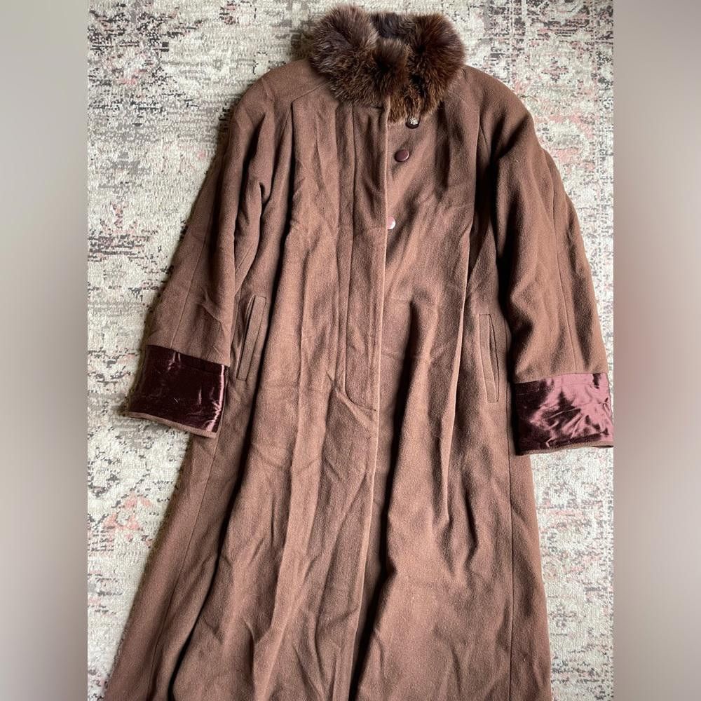Vintage Trilogi by super fashions 90s wool brown trenchcoat