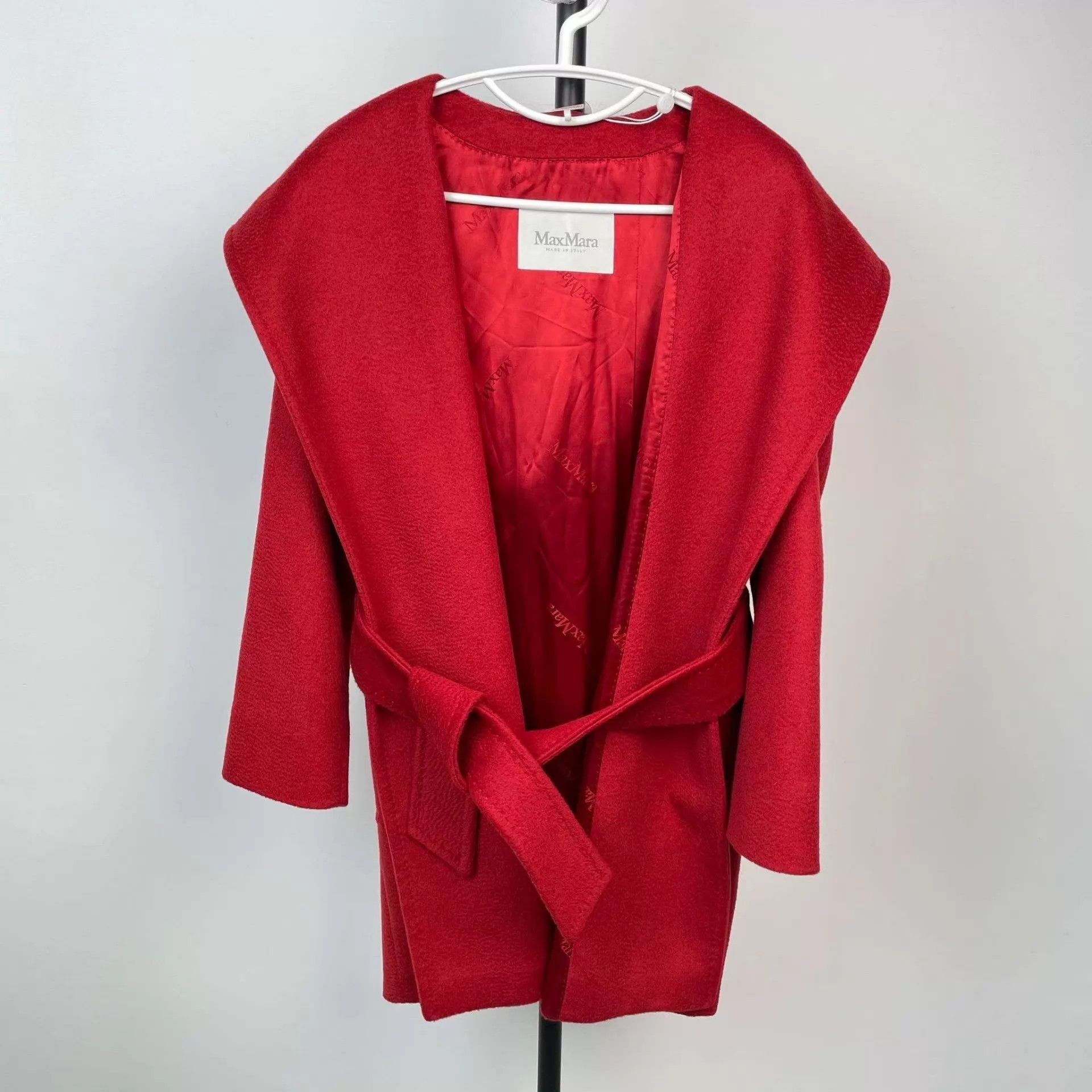 Max Mara MaxMara Red Wool Coat Size XS / US 0-2 / IT 36-38 - 1 Thumbnail