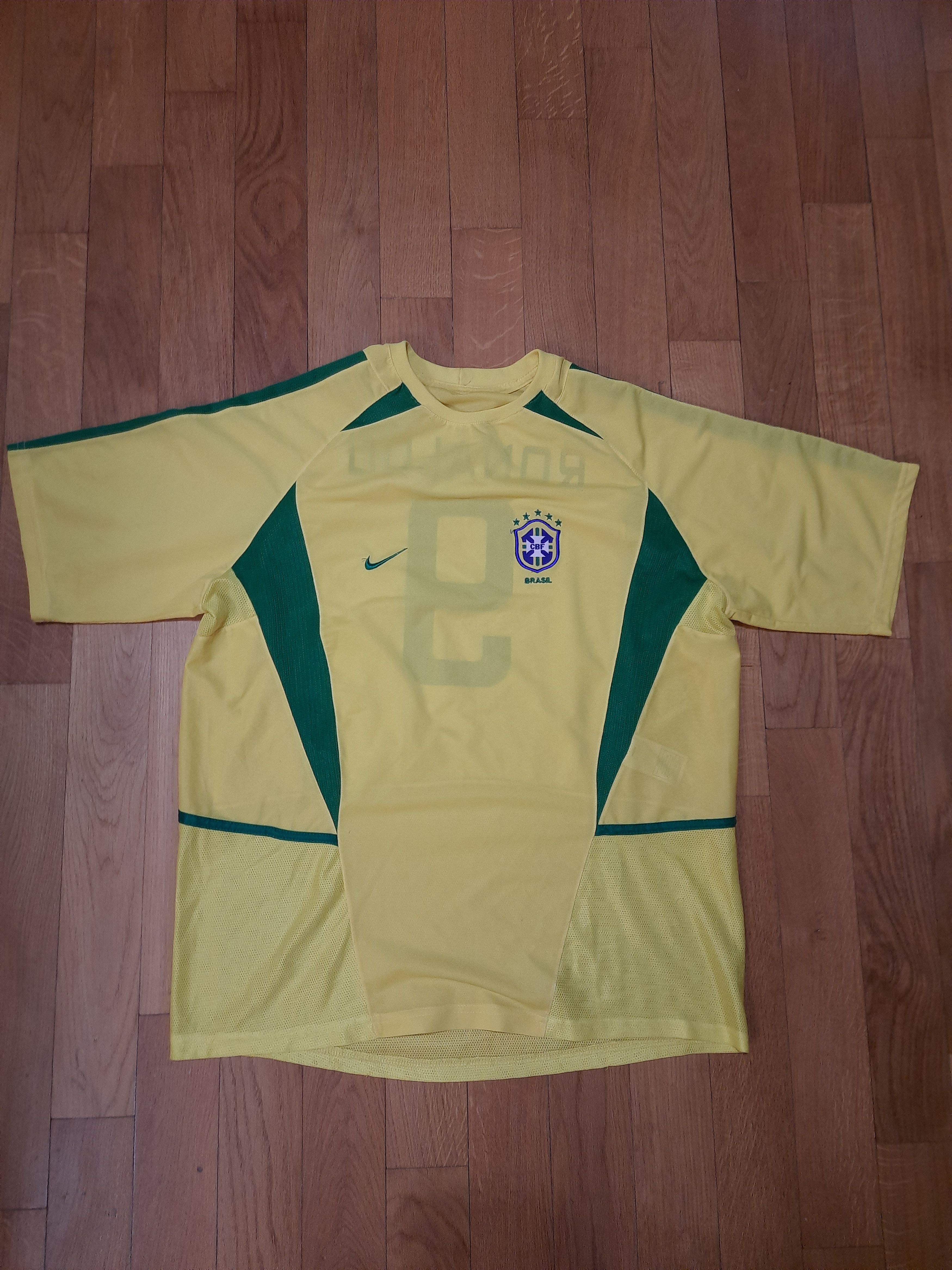 Other Brazil National Team 2002 Ronaldo Football Jersey Tee Size US XL / EU 56 / 4 - 4 Thumbnail