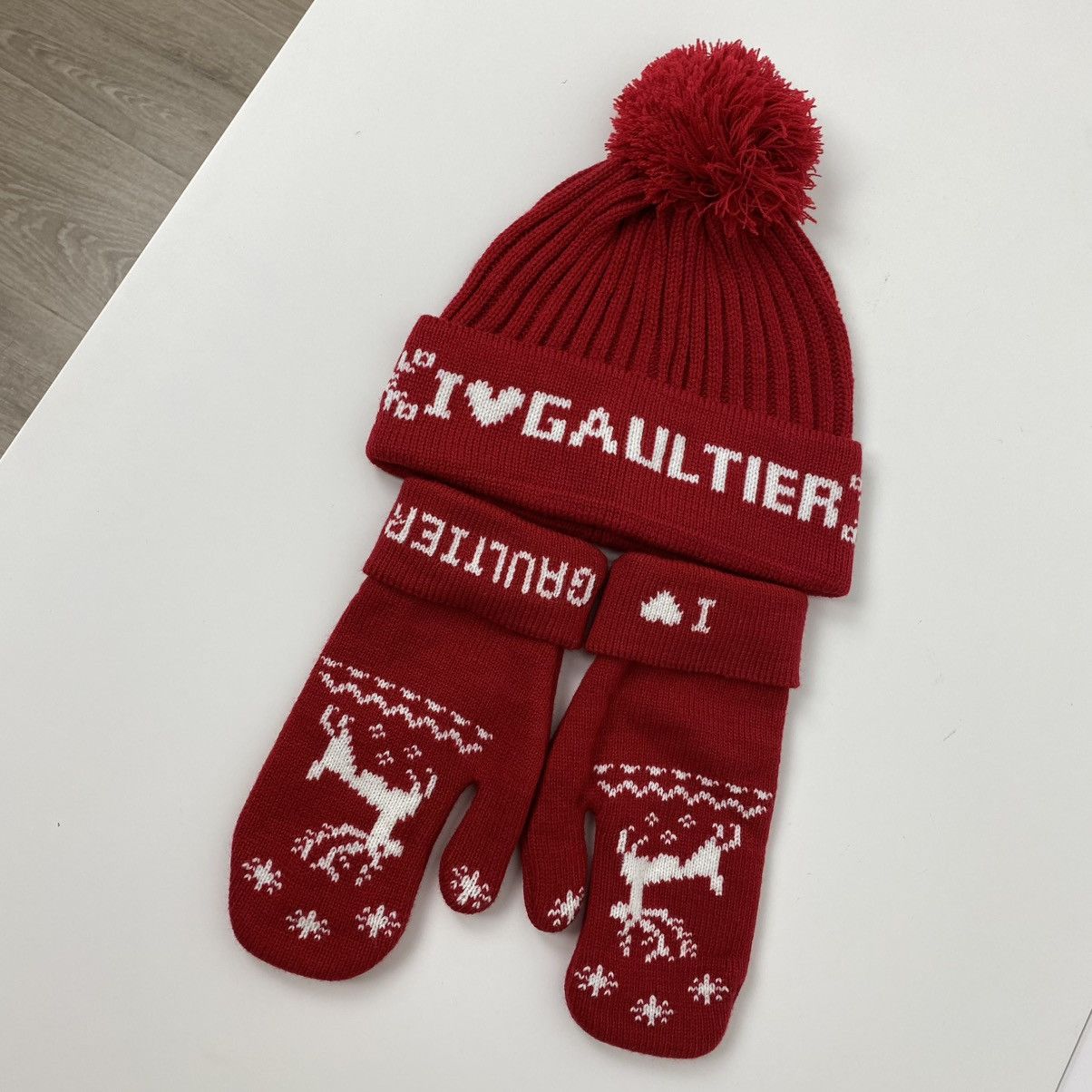 Jean Paul Gaultier Jean Paul Gaultier Icon Beanie Hat and Gloves Size ONE SIZE - 1 Thumbnail