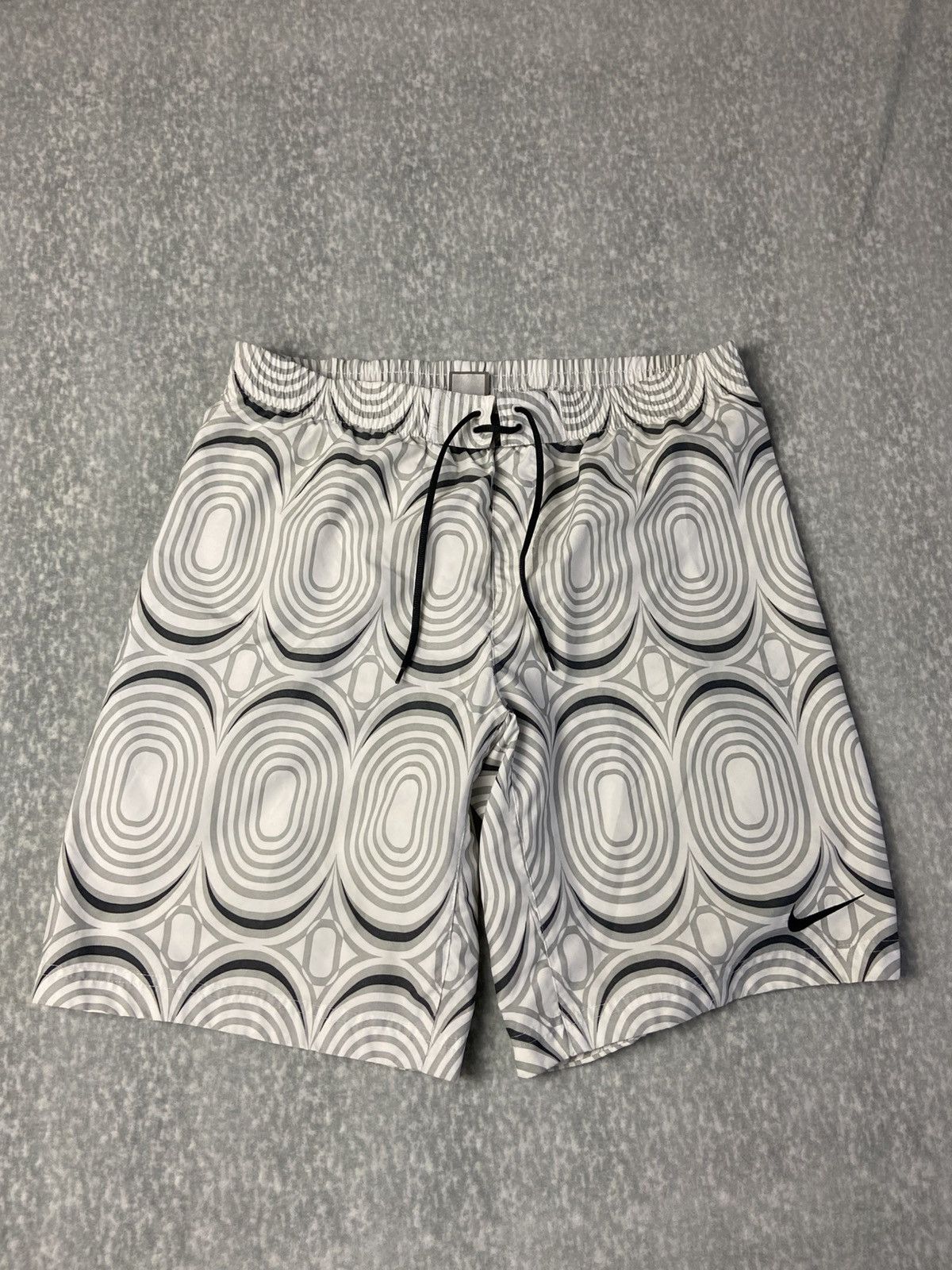 Nike Vintage Nike Graphic Swim Shorts Size US 32 / EU 48 - 1 Thumbnail