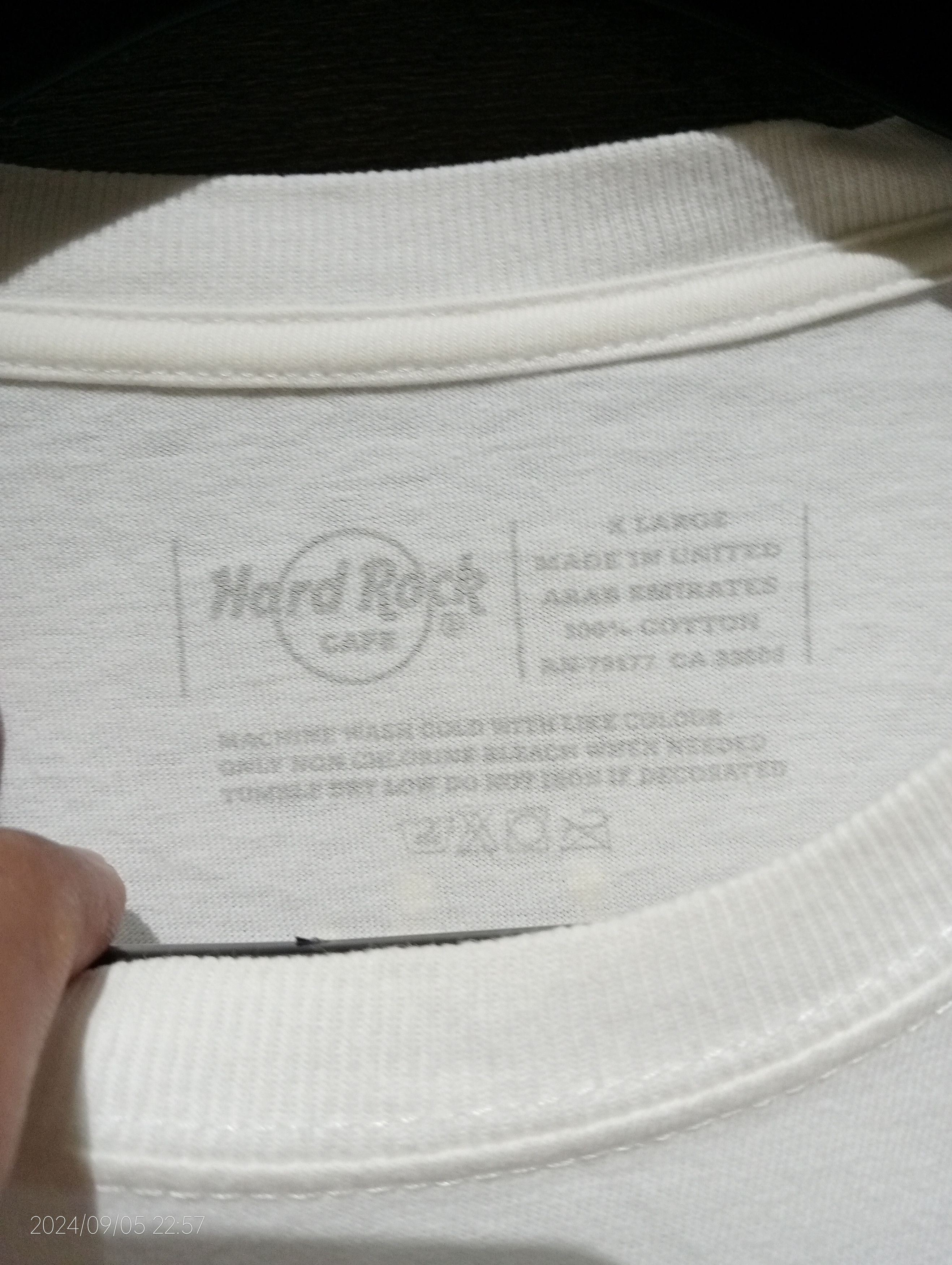 Hard Rock Cafe Hard Rock Cafe Barcelona Tee Size US XL / EU 56 / 4 - 5 Thumbnail