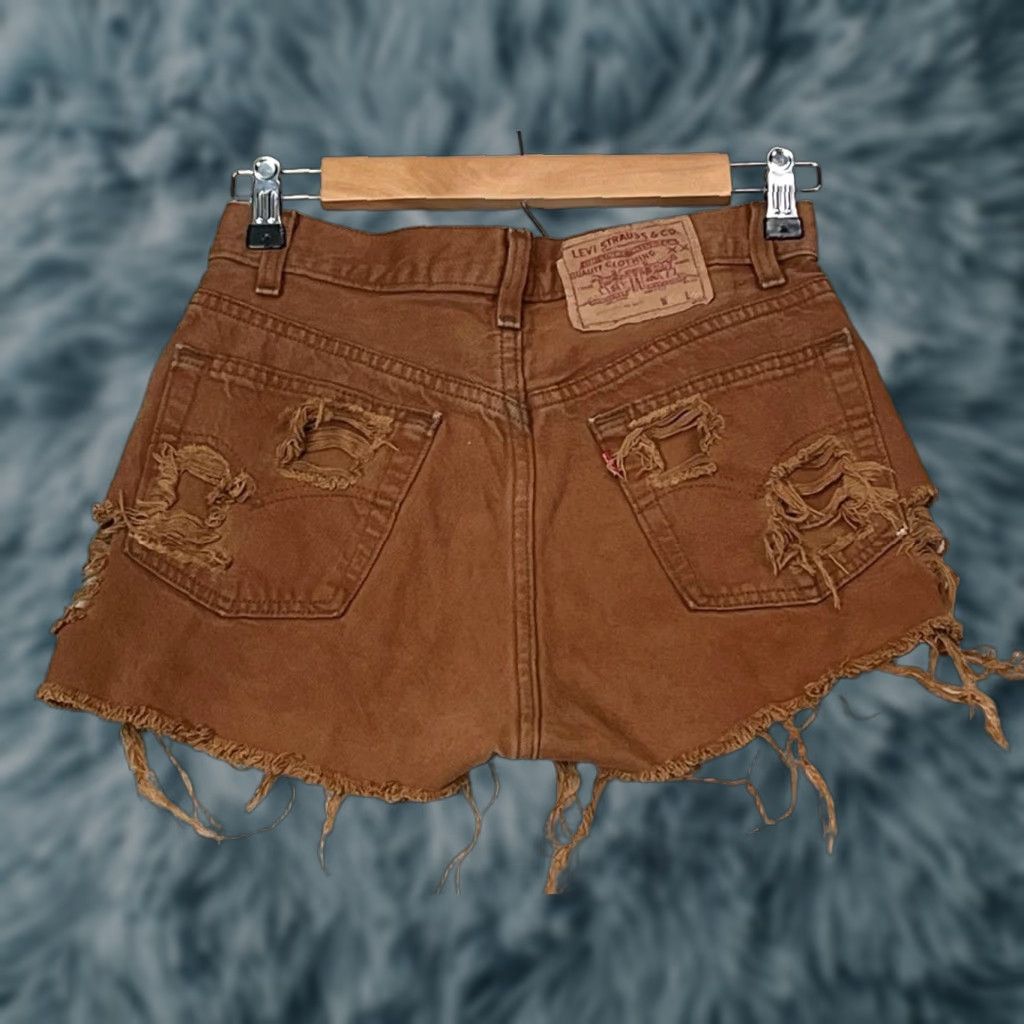 Levi's VINTAGE Levi's Distressed Brown Jeans Shorts Cut-Off 25-26 Women Regular Cotton Casual Vintage 90s Patriotic Size 42" / US 20 - 1 Thumbnail
