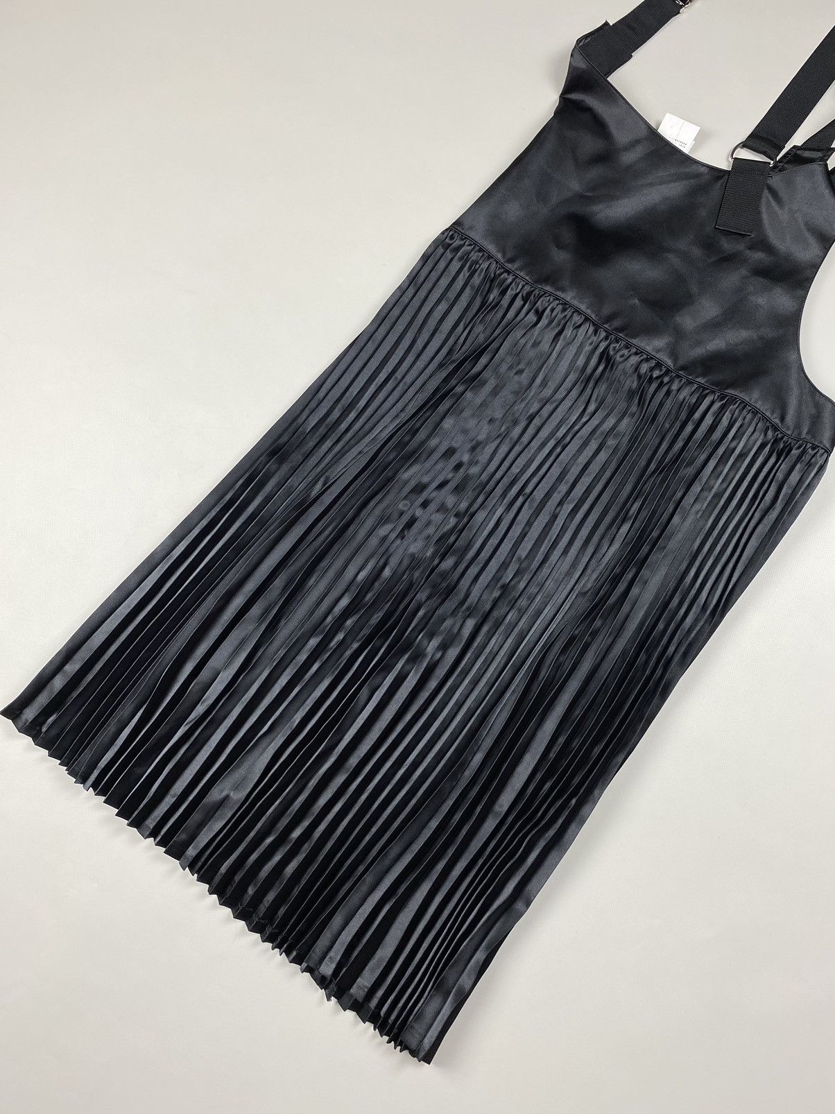 Comme des Garcons Comme Des Garçons Junya Watanabe Pleated Skirt W/ Suspenders Size 25" / US 0 / IT 36 - 20 Thumbnail
