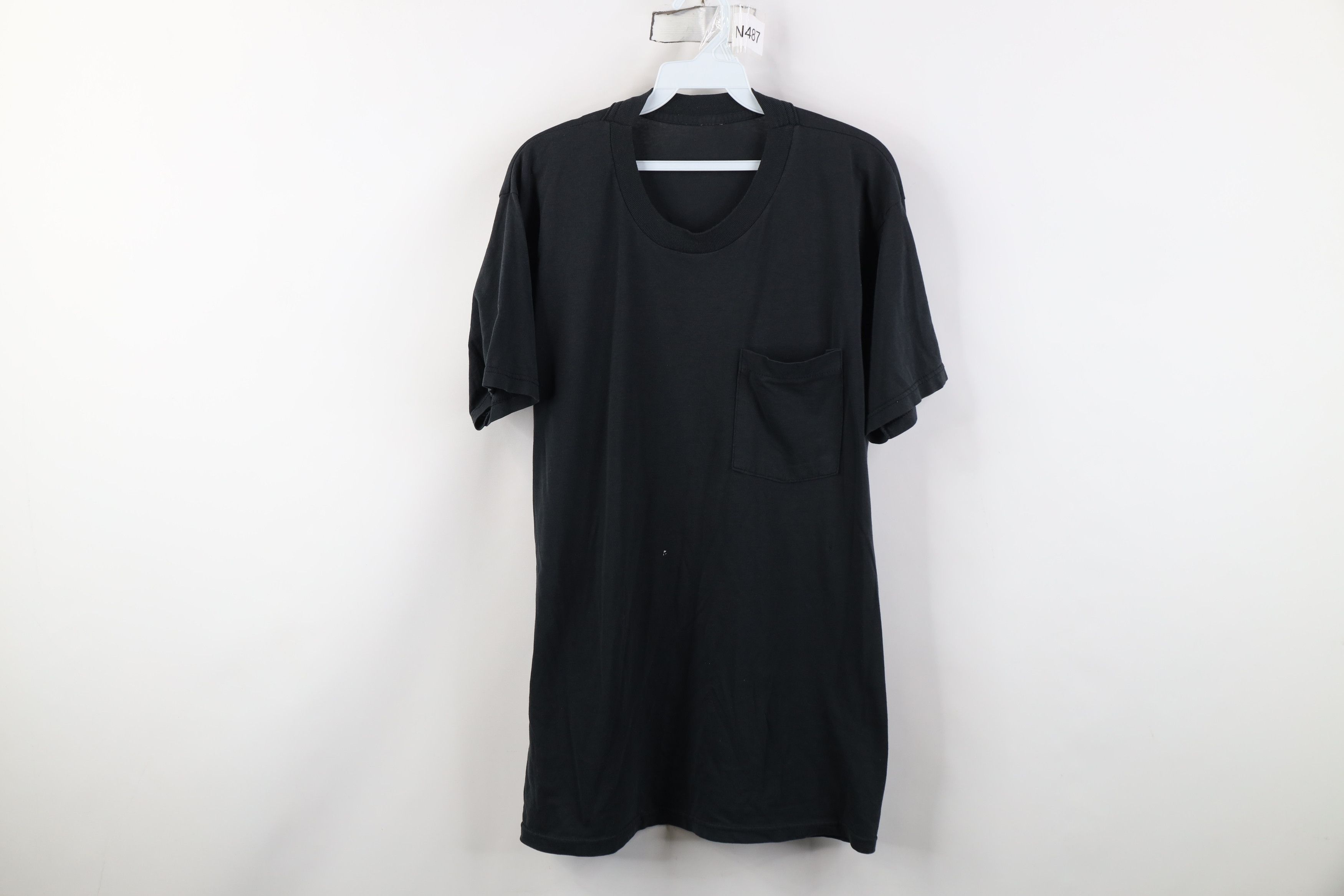 Vintage Vintage 90s Streetwear Short Sleeve T-Shirt Black Pocket Size US M / EU 48-50 / 2 - 1 Thumbnail