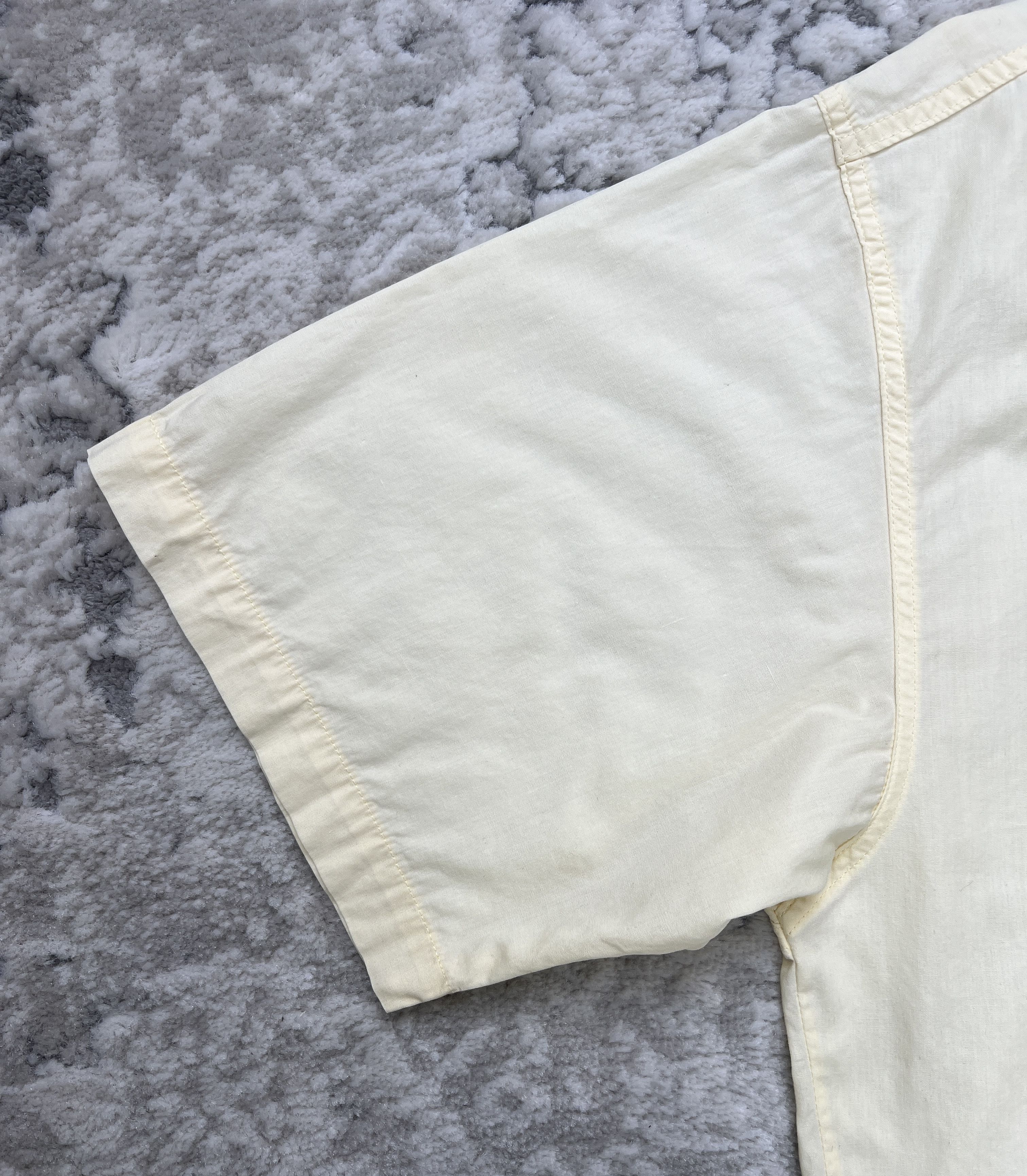 Fila × Vintage Vintage FILA Italy Short Sleeve Cream Shirt with Crest Logo Size US M / EU 48-50 / 2 - 2 Thumbnail