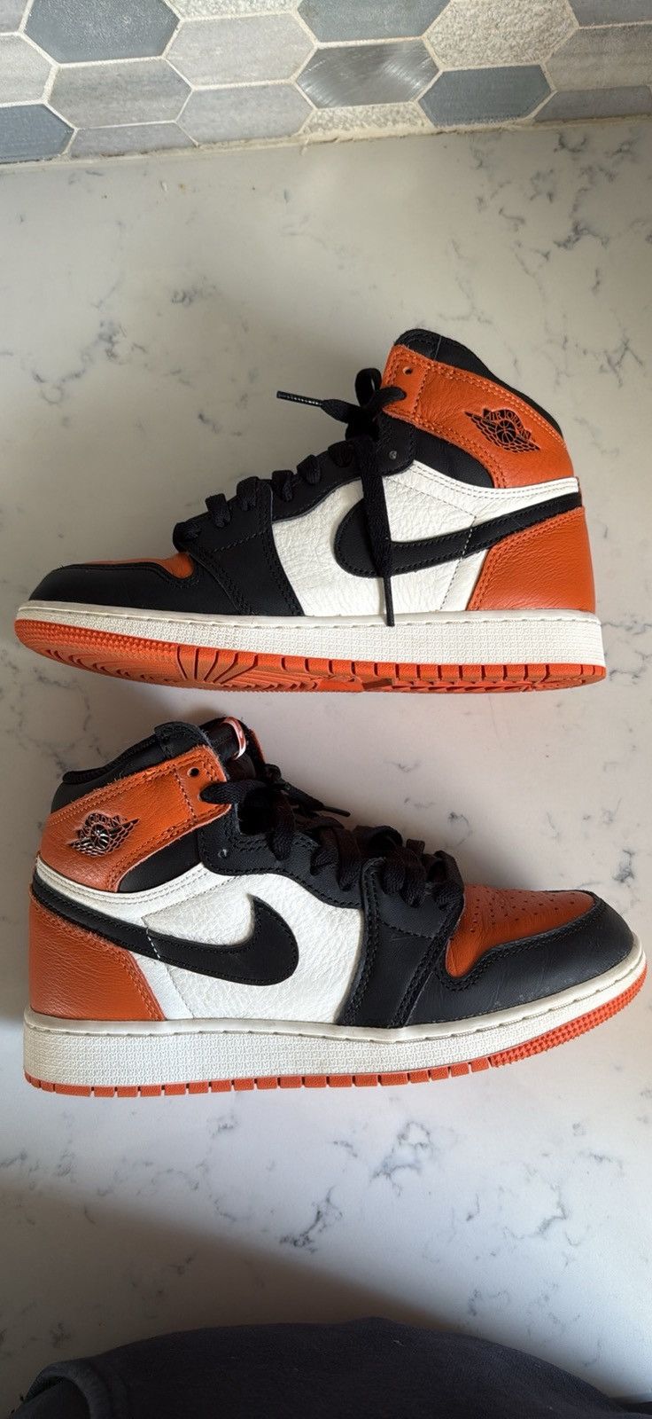 Nike Nike Air Jordan 1 Shattered Backboard 2025 Size US 6.5 / EU 39-40 - 2 Thumbnail