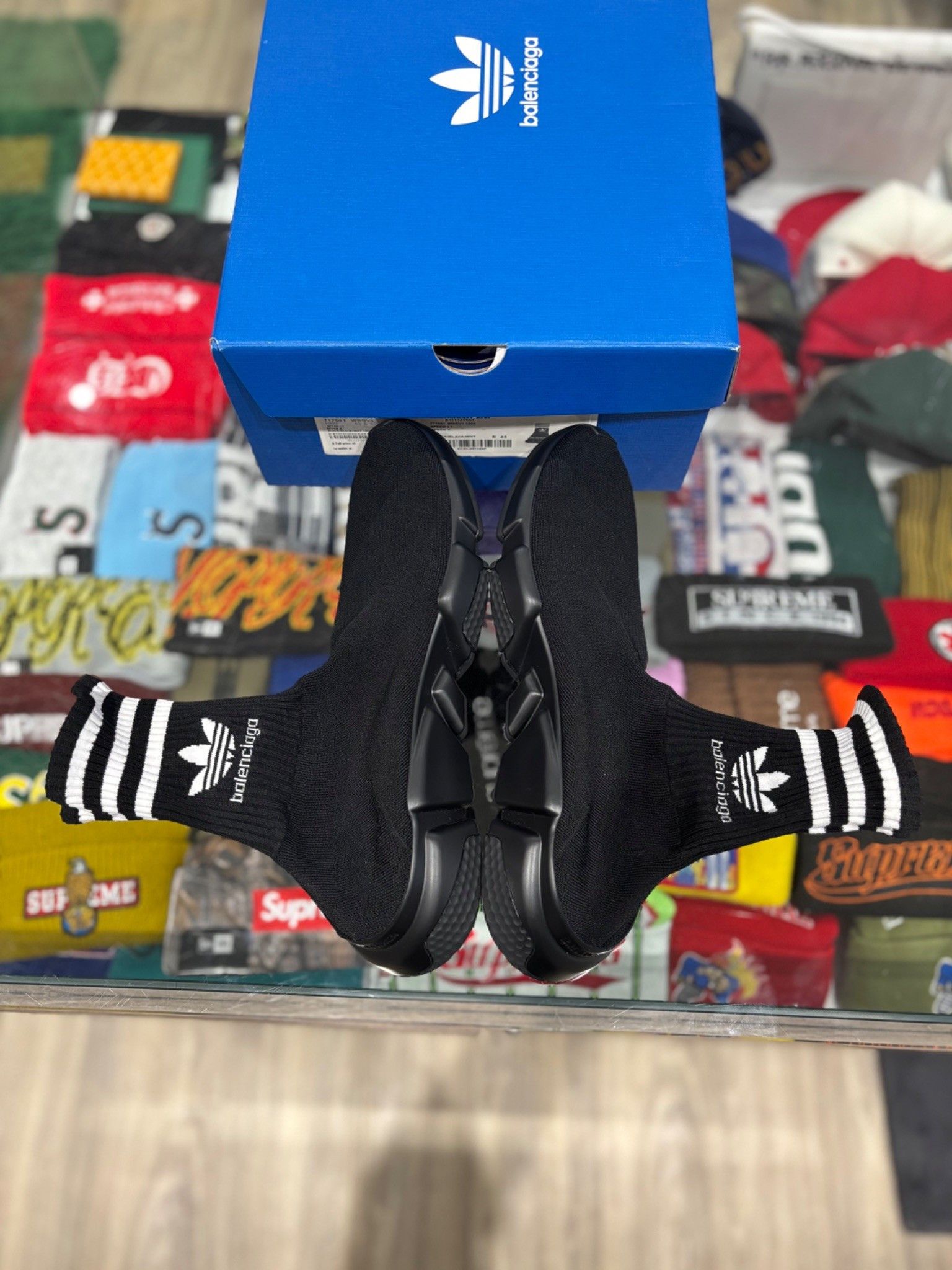 Adidas × Balenciaga Adidas x Balenciaga Speed Sneaker Black Size US 9 / EU 42 - 4 Thumbnail